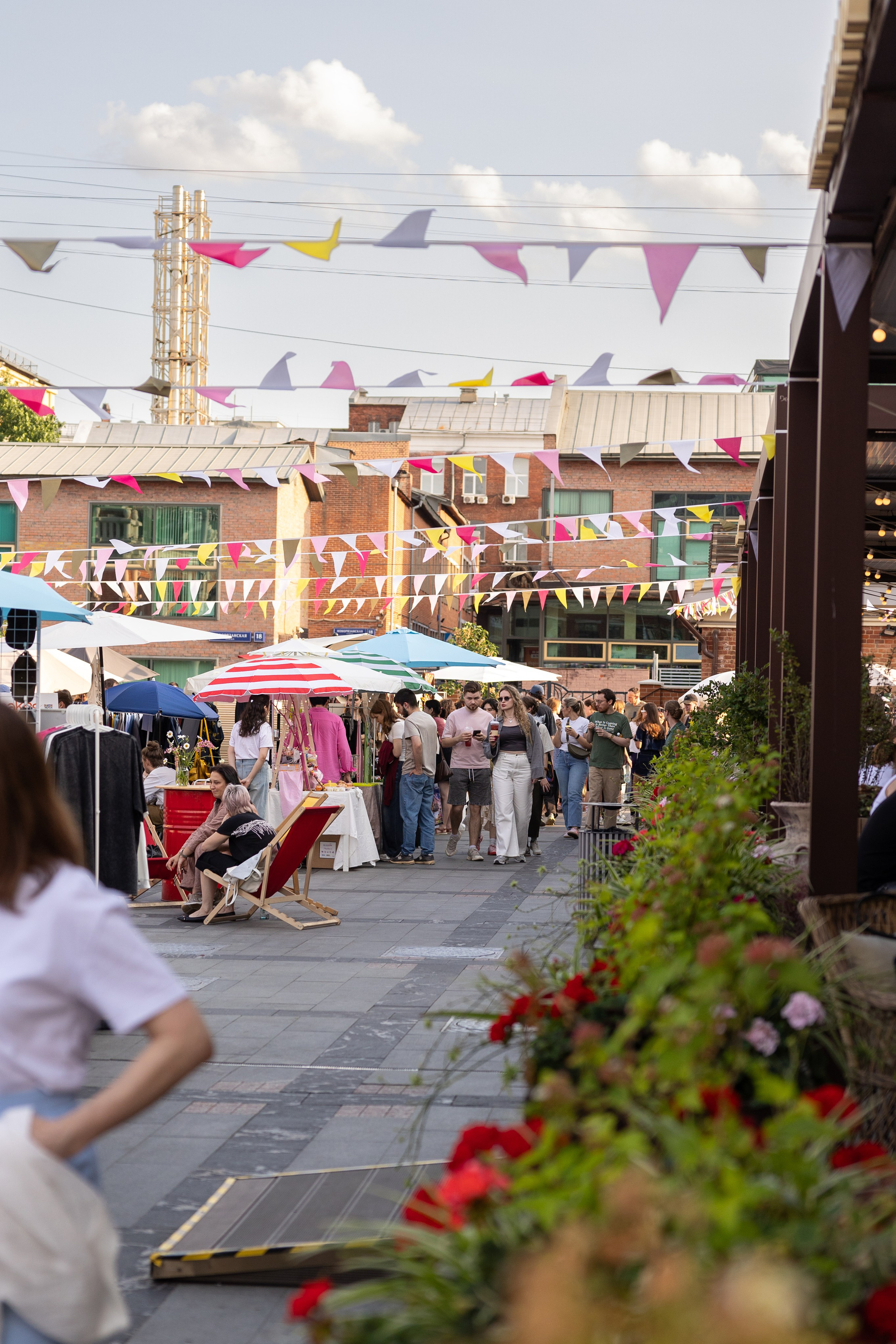 7–8 июня 2025 в пространстве «Три вокзала. Депо» / День 2 / фото Саша Жукова. Фотоотчеты «Ламбада-маркета»