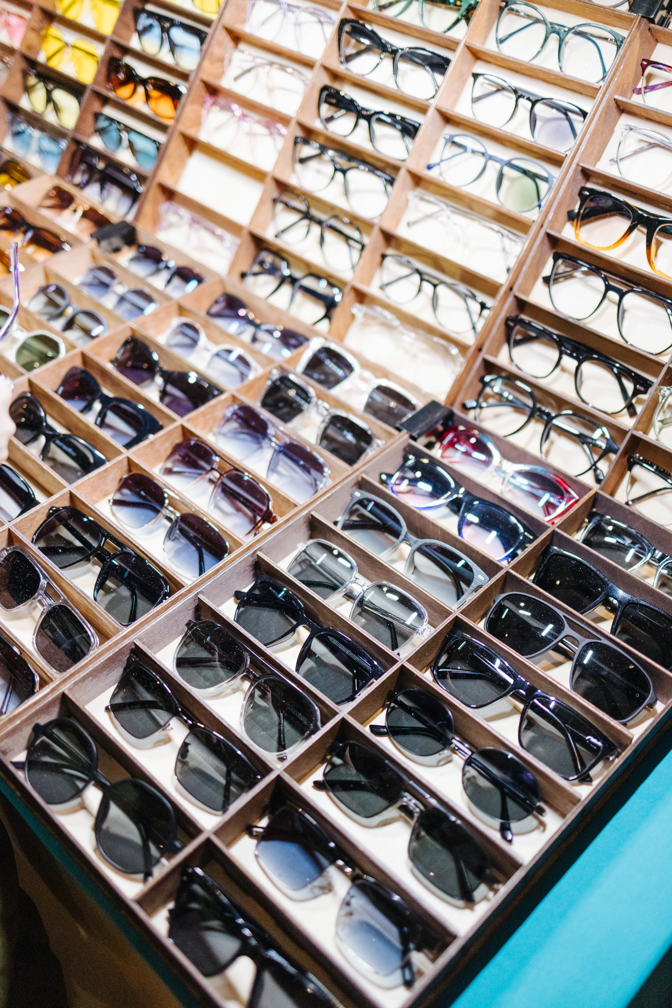 2–3 марта 2024 в пространстве «Три вокзала. Депо» / День 1 / фото Валерий Белобеев. Фотоотчеты «Ламбада-маркета»