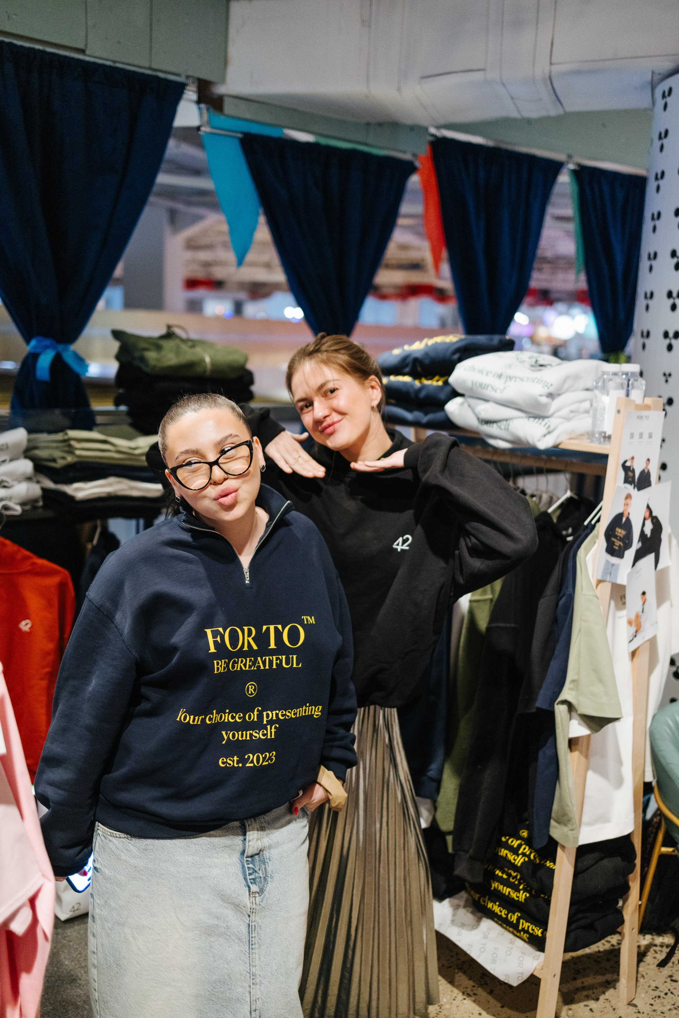 2–3 марта 2024 в пространстве «Три вокзала. Депо» / День 1 / фото Валерий Белобеев. Фотоотчеты «Ламбада-маркета»