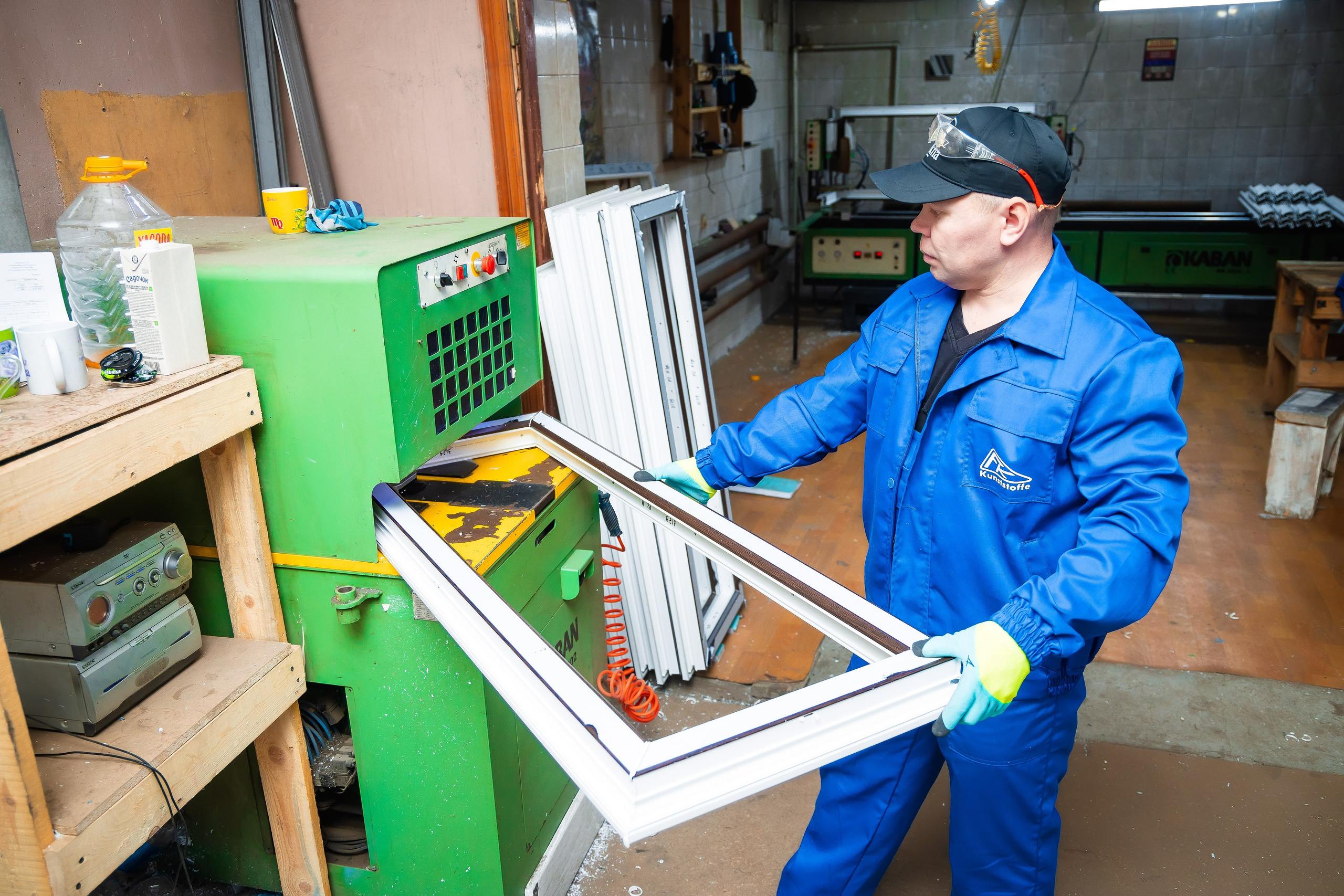 Цех по окнам. Семейный и Свадебный фотограф в Астане Александр Астапов