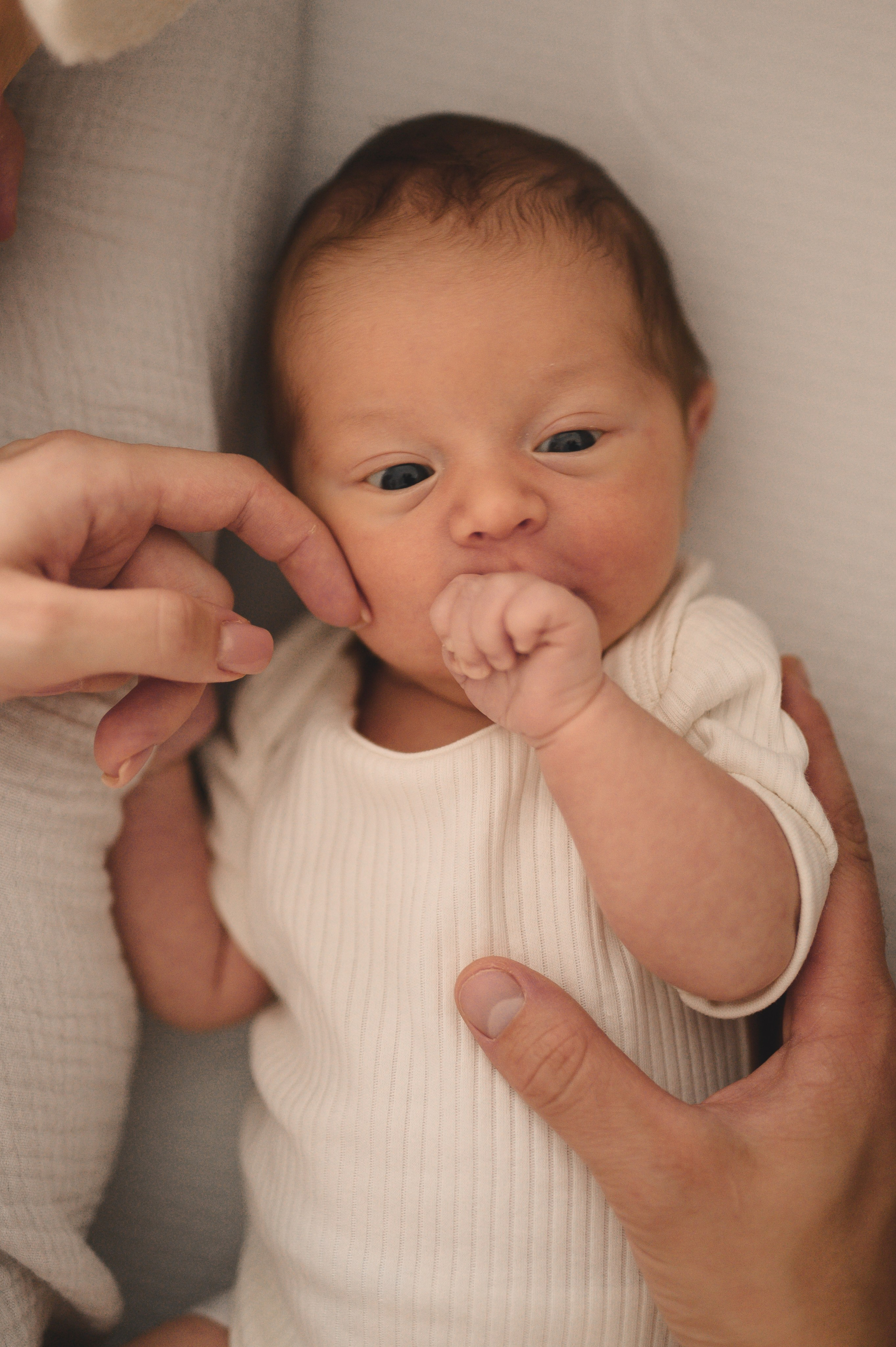 Семейная лайфстайл фотосессия с новорожденным, лайфстайл ньюборн. НЬЮБОРН ФОТОСЕССИИ, БЕРЕМЕННОСТЬ, ПОРТРЕТНЫЕ СЕМЕЙНЫЕ ФОТОСЕССИИ  Ногинск Москва ОЛЬГА ВОГЕЛЬ