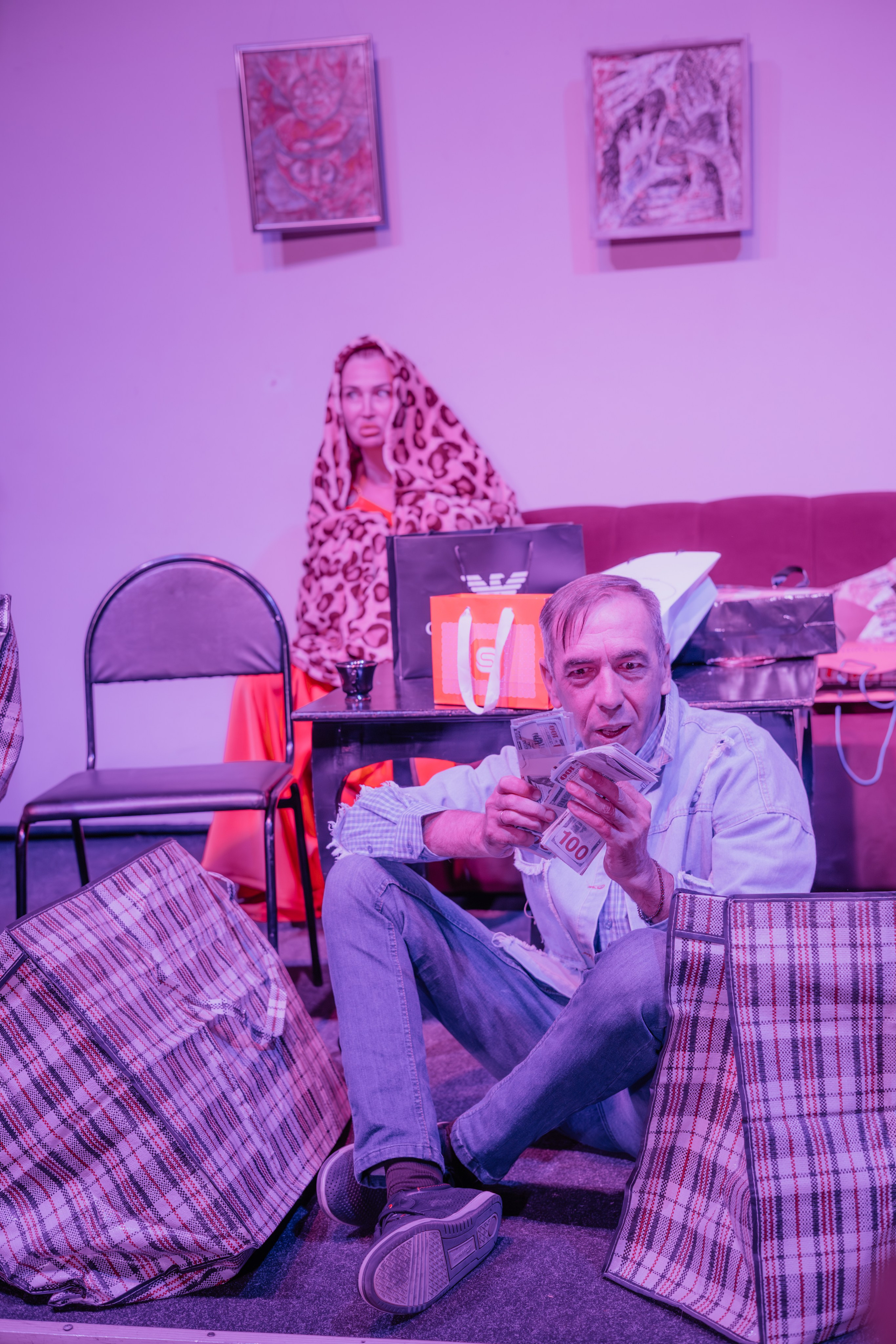 Дом актера «Денег много не бывает». Фотограф Марк Файзулин