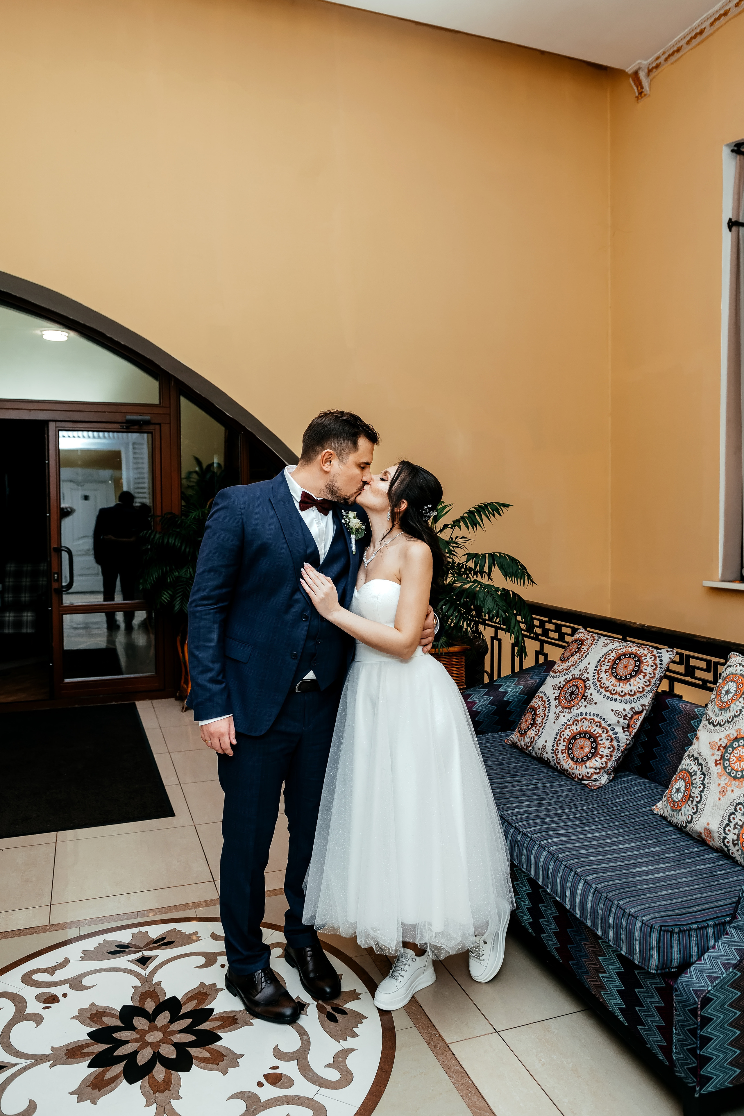 Свадебная фотосессия в 7 лофт. Ивантеевка, Королёв. Свадебный и семейный фотограф Виктория Носачёва. Щелково, Москва и МО