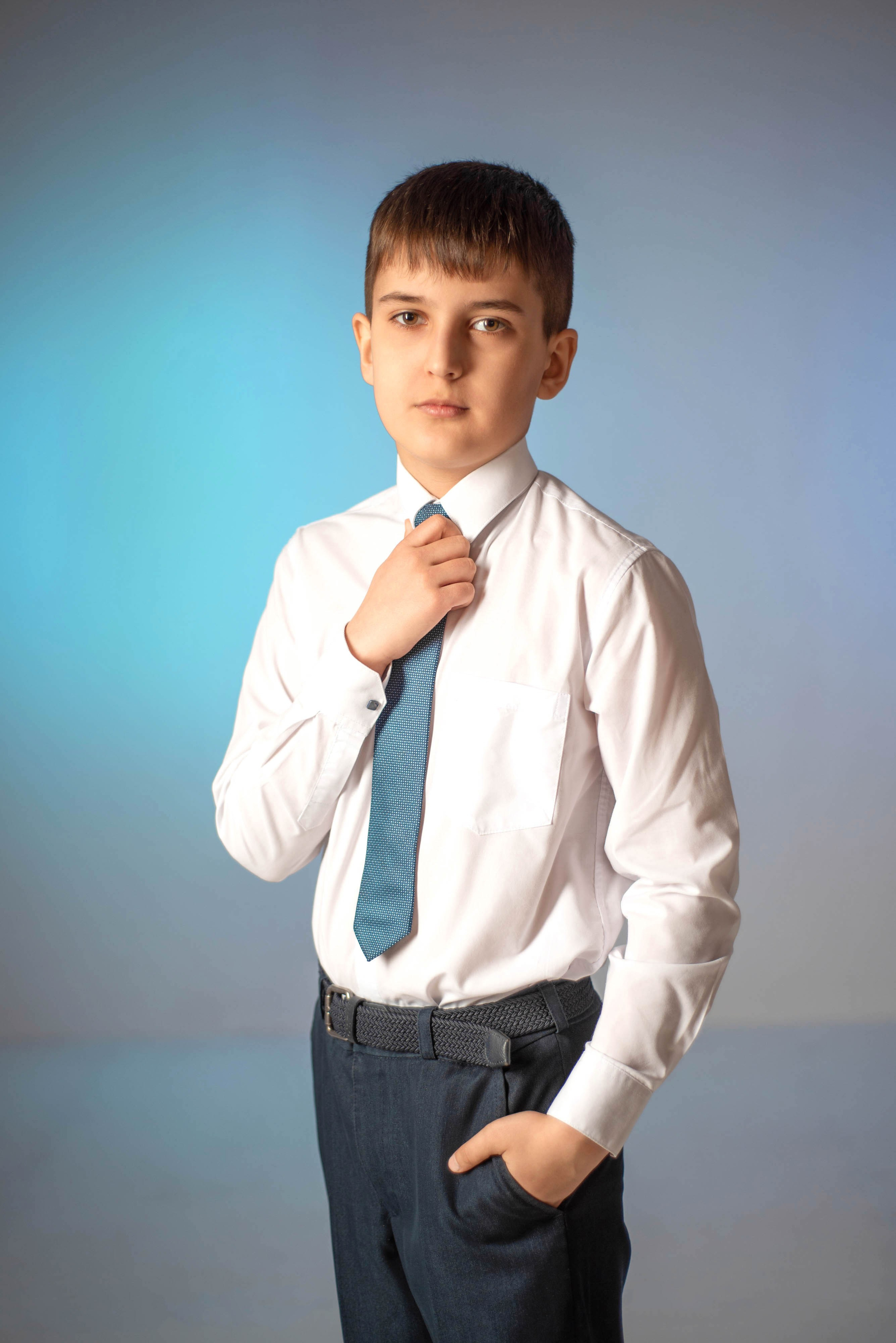 Книга для выпускника начальной школы «Геометрия». Выпускные альбомы в Тюмени для школ, садов, вузов спортивных секций