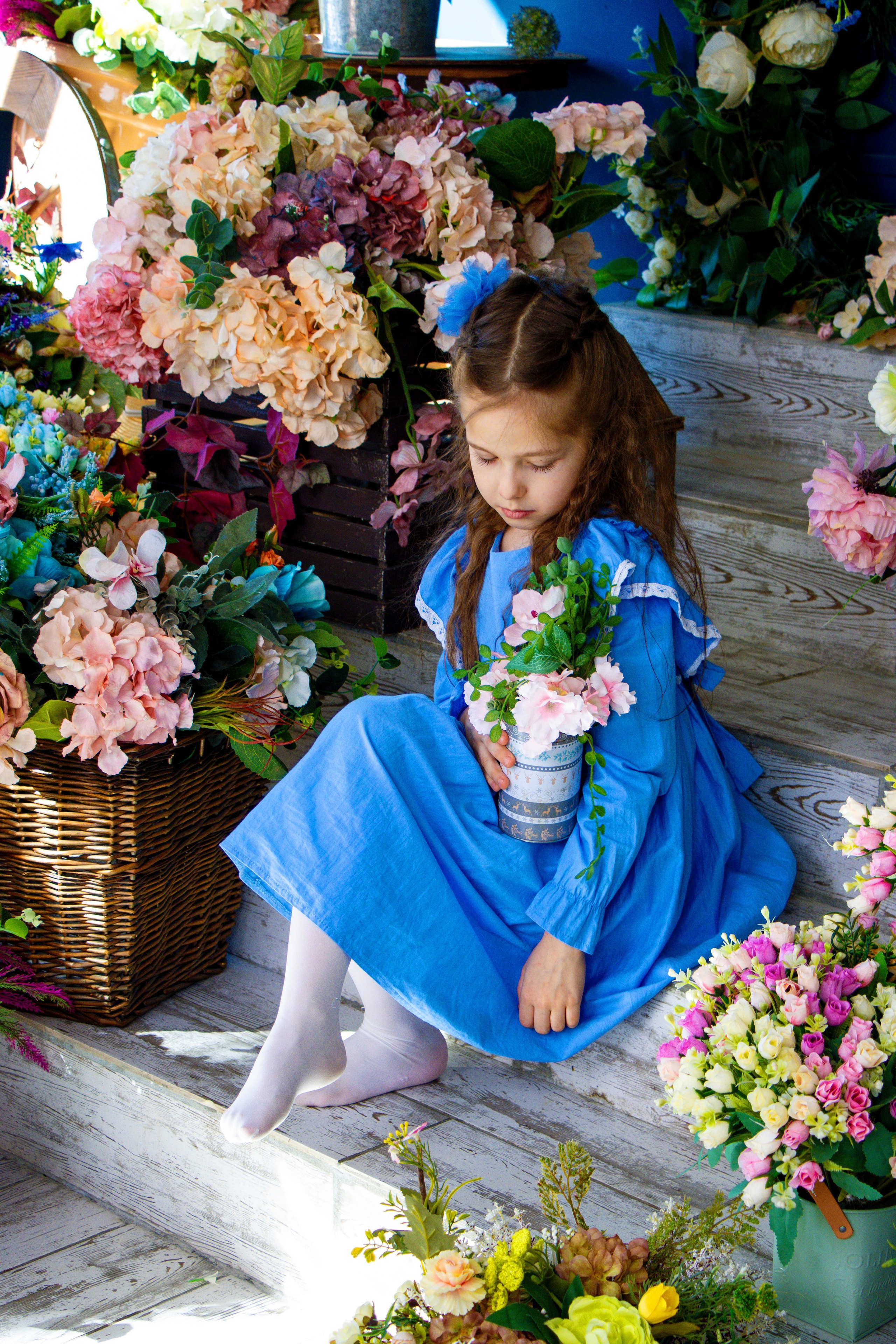 Девчонка в цветах. Фотограф Татьяна Матрос
