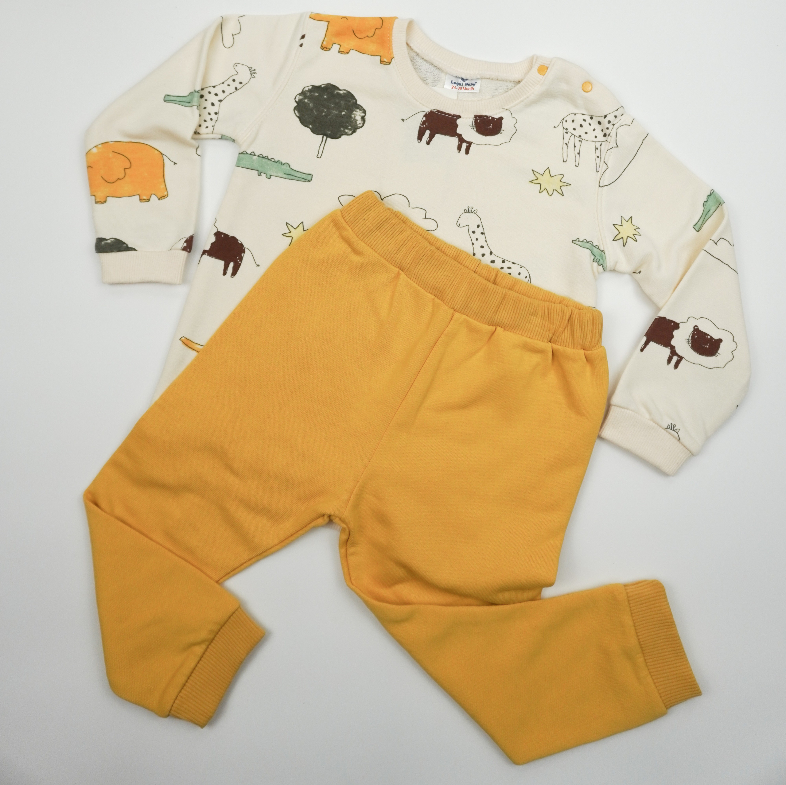 Одежда. Кузнецова Мария — профессиональный фотограф в Санкт-Петербурге | Предметная фотосъёмка, модельные тесты, актёрское портфолио, концерты