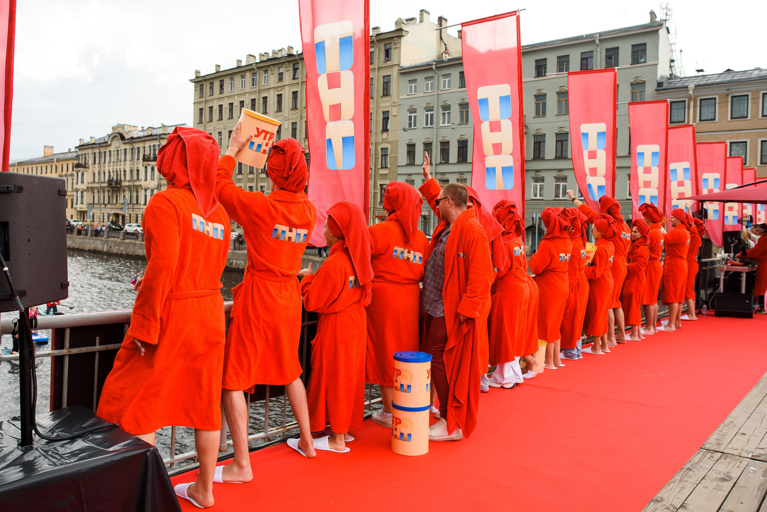 ТНТ Фонтанка SUP. Фотограф в Санкт-Петербурге — Эдуард Фазлетдинов | Репортаж, свадьбы, студия