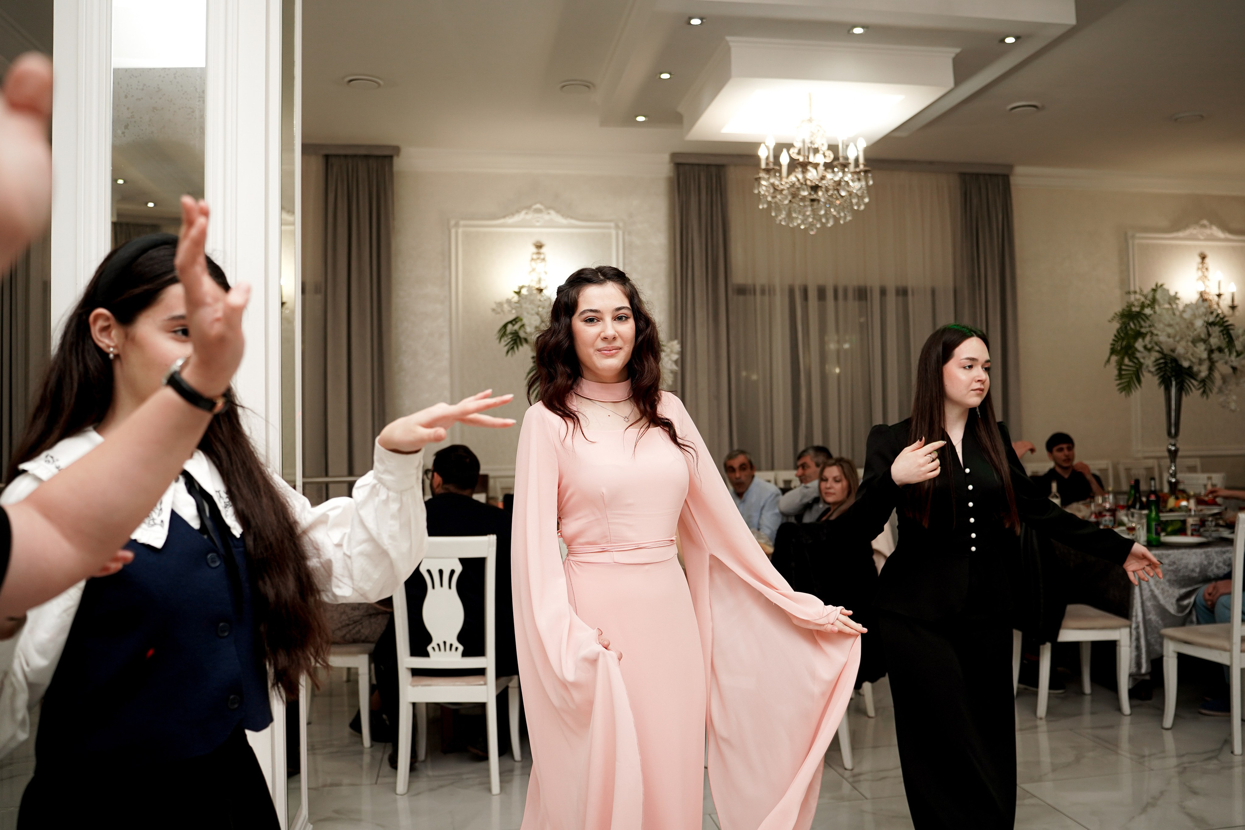 Сватовство. Свадебный фотограф в Ростове-на-Дону. Таинство Крещения и Венчания, семейные фотосессии. Алёна Чёботова