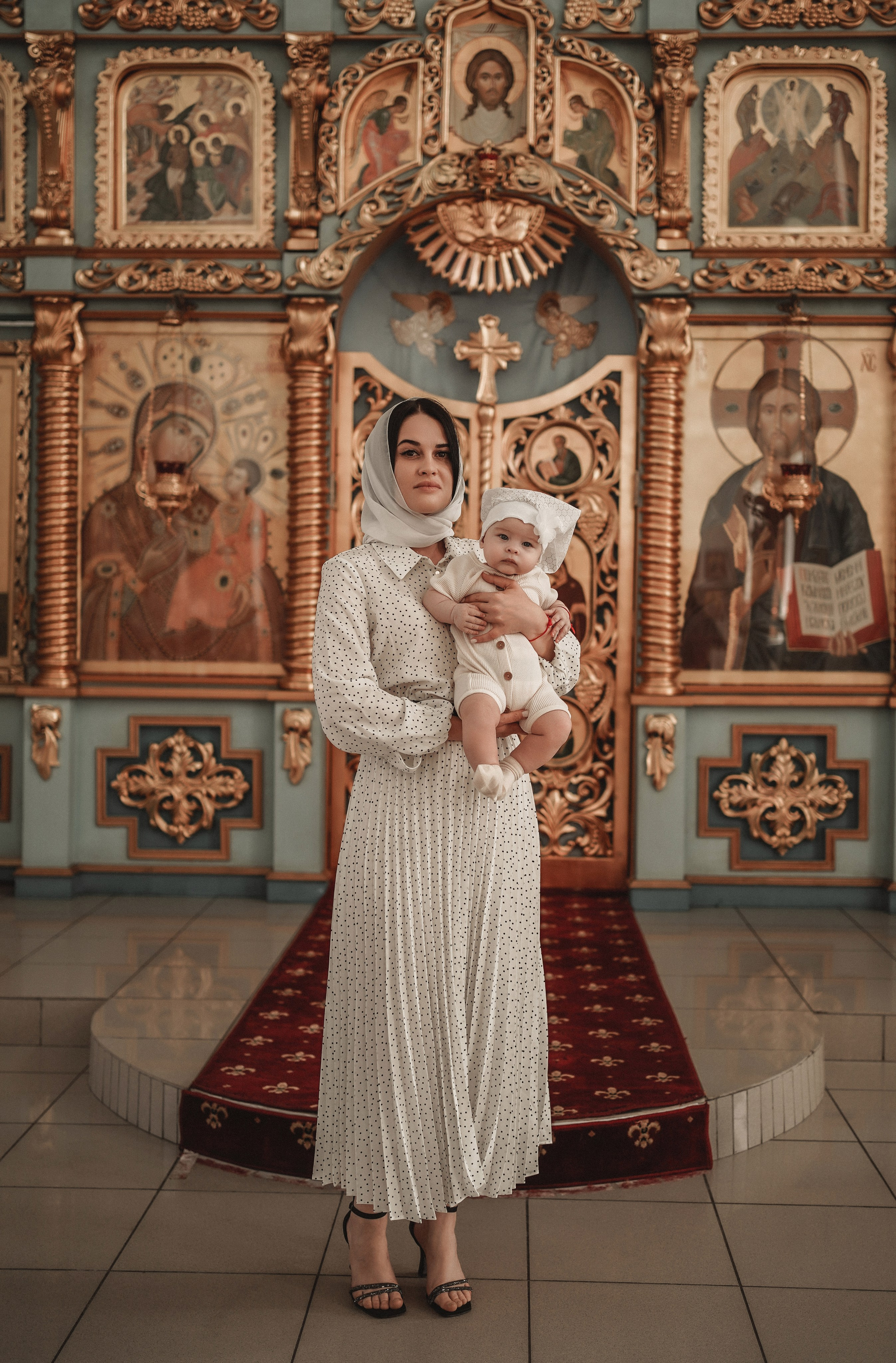 Таинство Крещения в Успенском храме. Свадебный фотограф в Ростове-на-Дону. Таинство Крещения и Венчания, семейные фотосессии. Алёна Чёботова