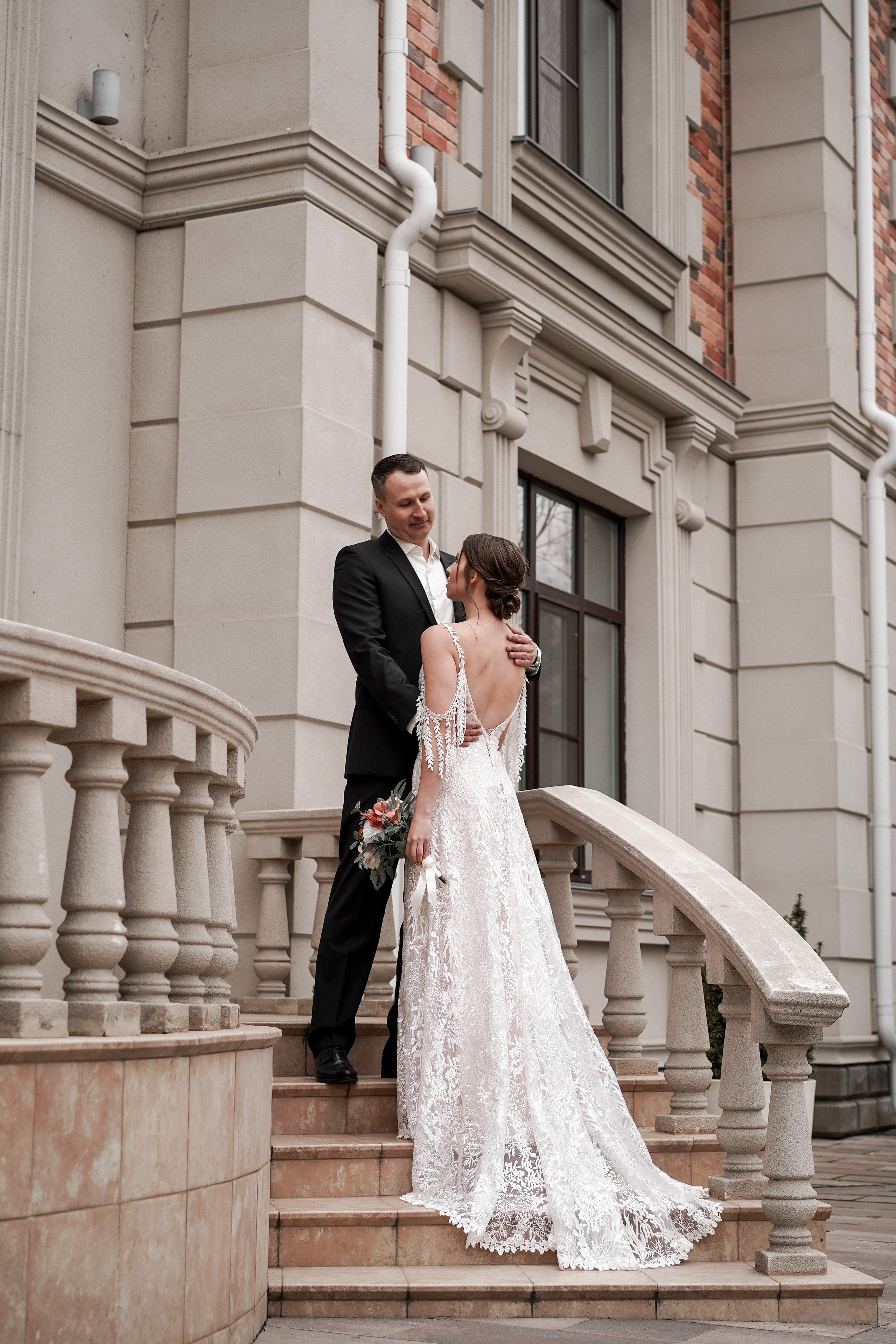 Свадебная фотосессия в Графском парке. Ростов-на-Дону. Свадебный фотограф в Ростове-на-Дону. Таинство Крещения и Венчания, семейные фотосессии. Алёна Чёботова