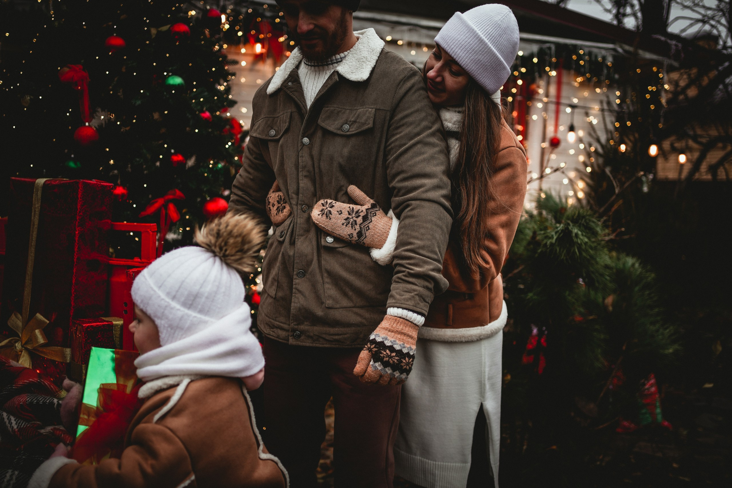 Новогодняя семейная фотосессия в фотостудии Авокадо. Ростов-на-Дону. Свадебный фотограф в Ростове-на-Дону. Таинство Крещения и Венчания, семейные фотосессии. Алёна Чёботова