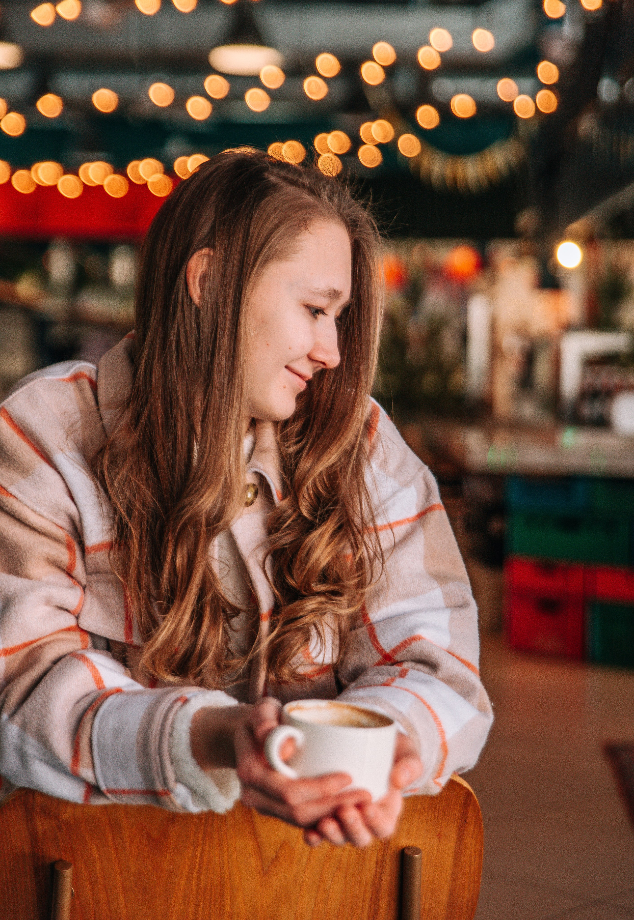 Лиза и Харли в кафе. Главная