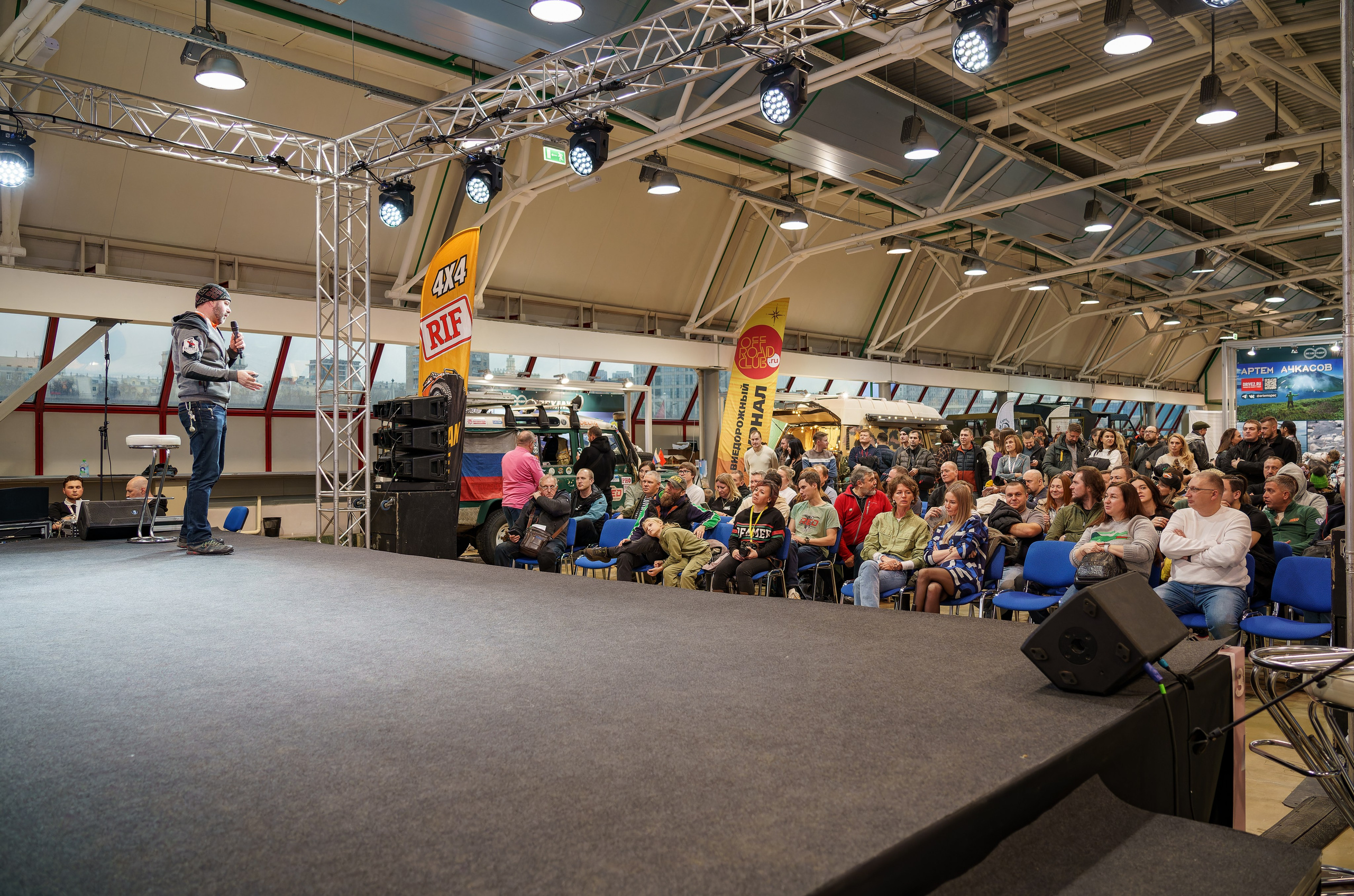 Прогулка по выставке «Поехали 2024 год». «Студия DRONAVT`s» — видеосъёмка и фотография г. Москва