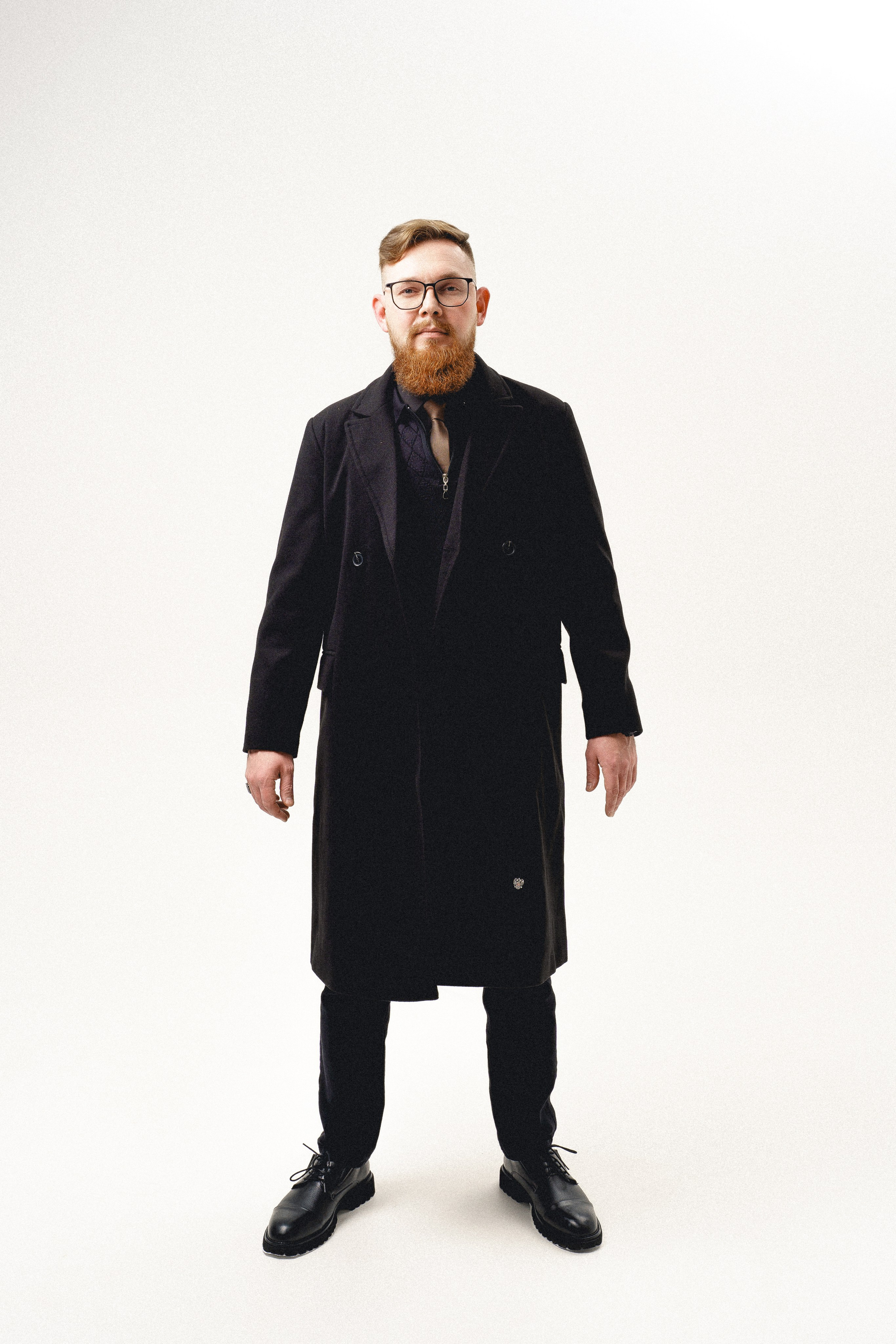 Мужской портрет в стиле фильма «джентльмены». Иван Упоров — фотограф, рилсмейкер чебоксары