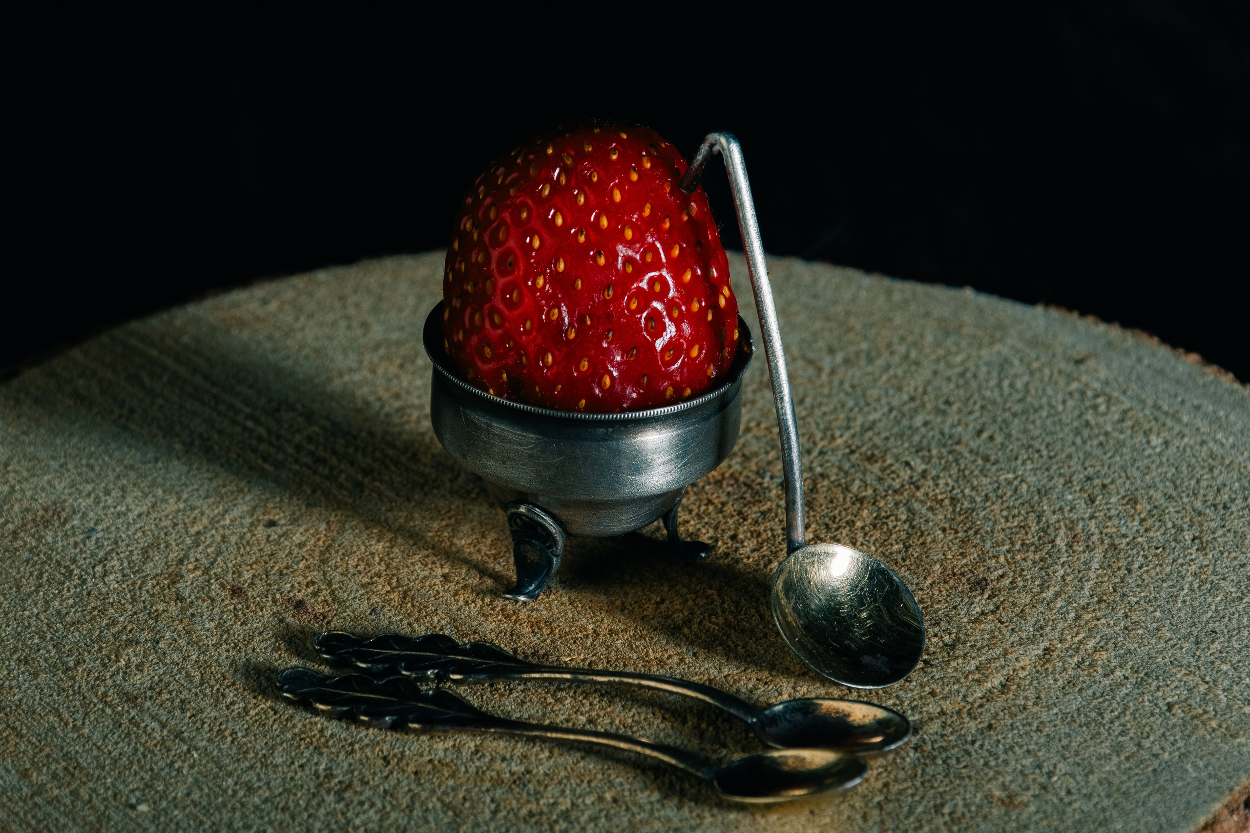 Мельхиоровый набор. Предметный, рекламный, ювелирный фотограф в Москве