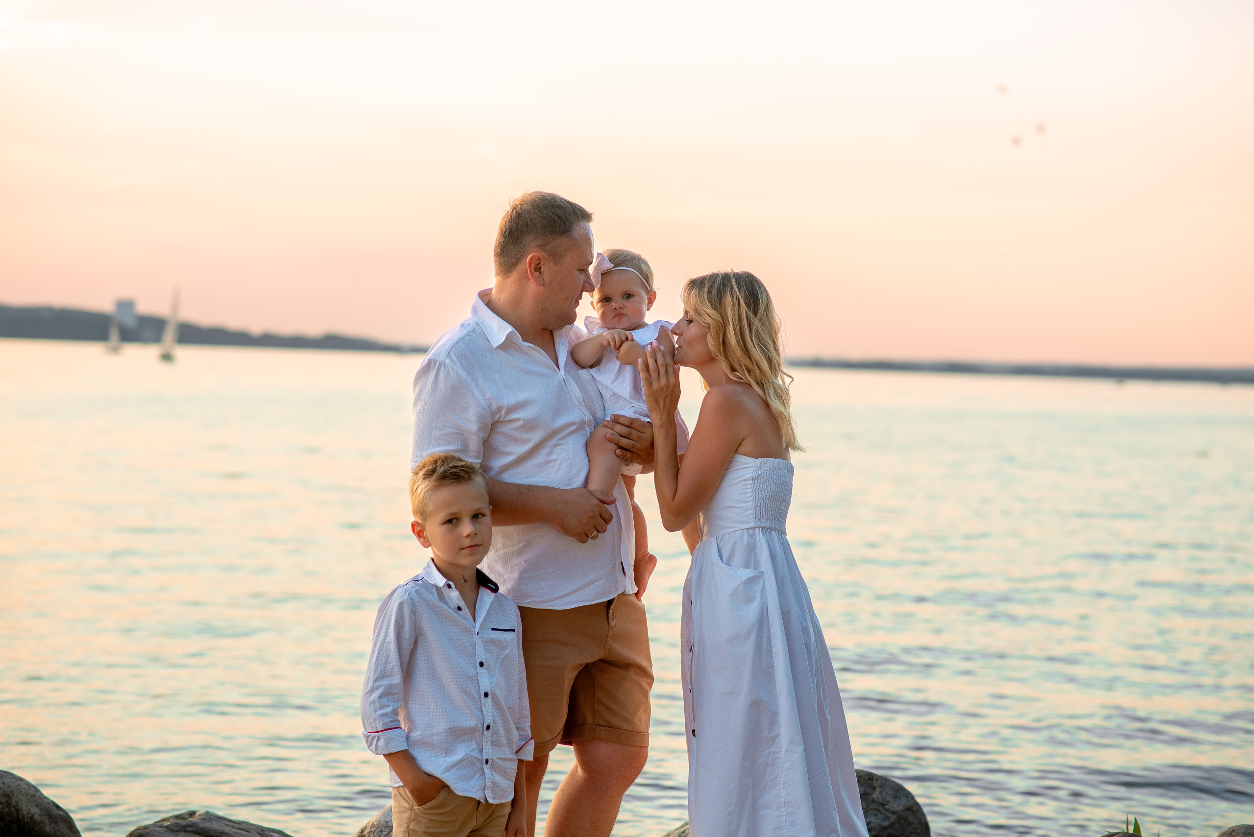 Татьяна на Минском море. Семейный фотограф на выписку из роддома и крещение Минск Настя Гришук