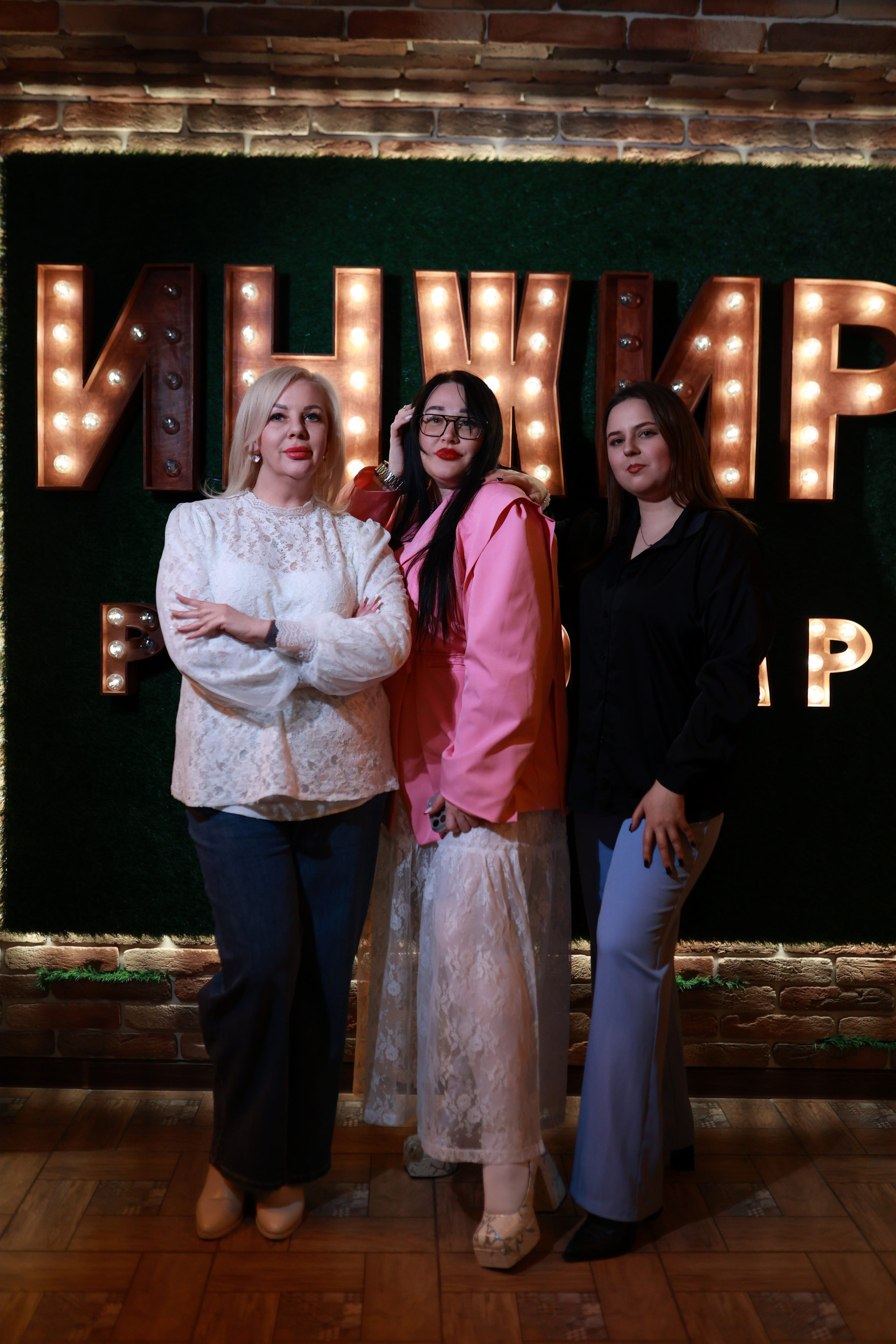 8 марта «Инжир». Andrey Pospelove. Фотограф в Саратове