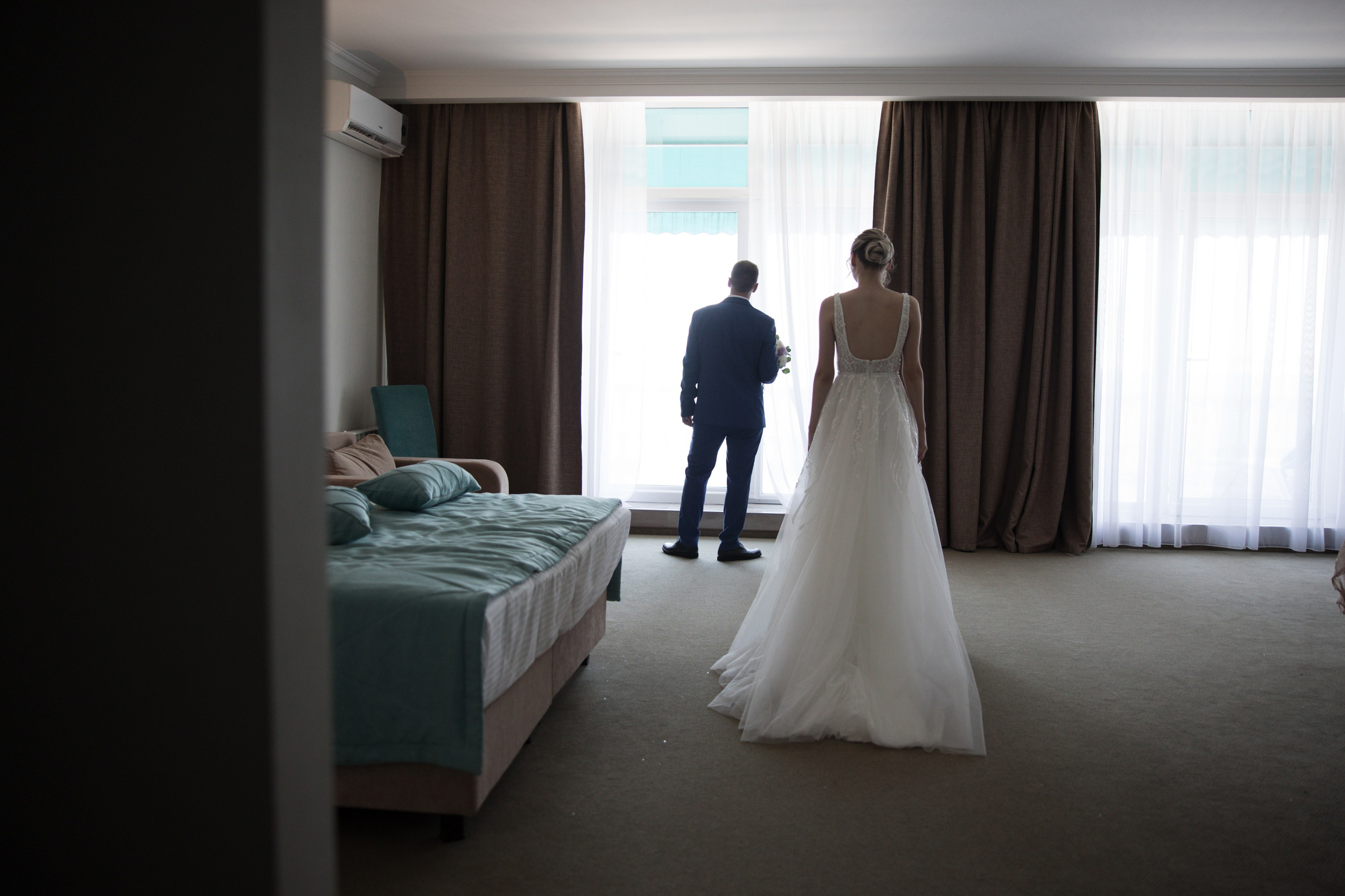 Е+В (Утро, ЗАГС, Luciano, Банкет). Профессиональная фотосъемка в Крыму. Натуральные эмоции и живые кадры. Забронируйте дату прямо сейчас!