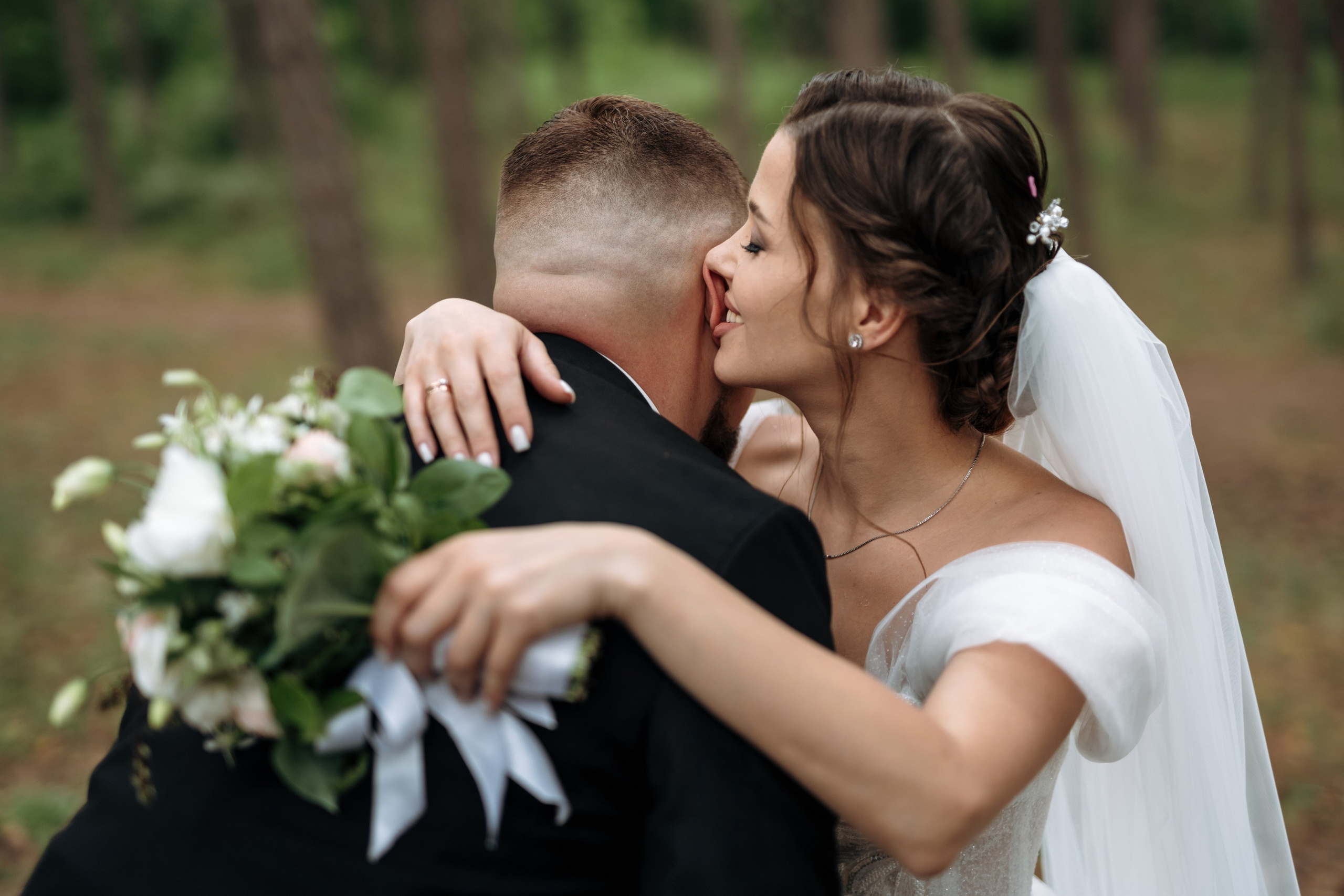 Свадебный день Яны и Максима, прогулка в лесу, Картинная галерея в Тамбове. Свадебный фотограф в Тамбове Павел Четвертков