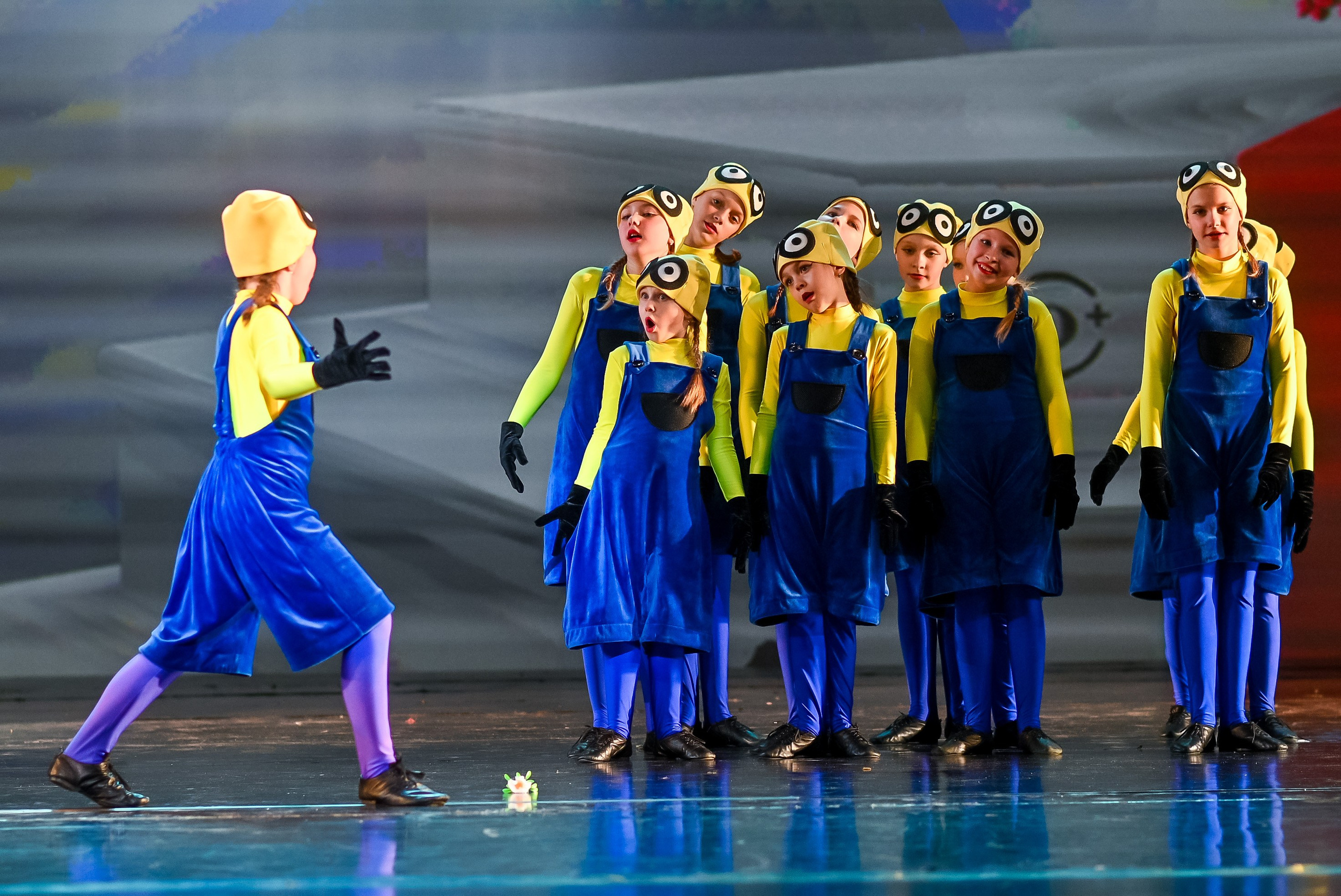 23 апреля, часть 3, БКЗ Октябрьский, г. Санкт-Петербург. Золотое яблочко