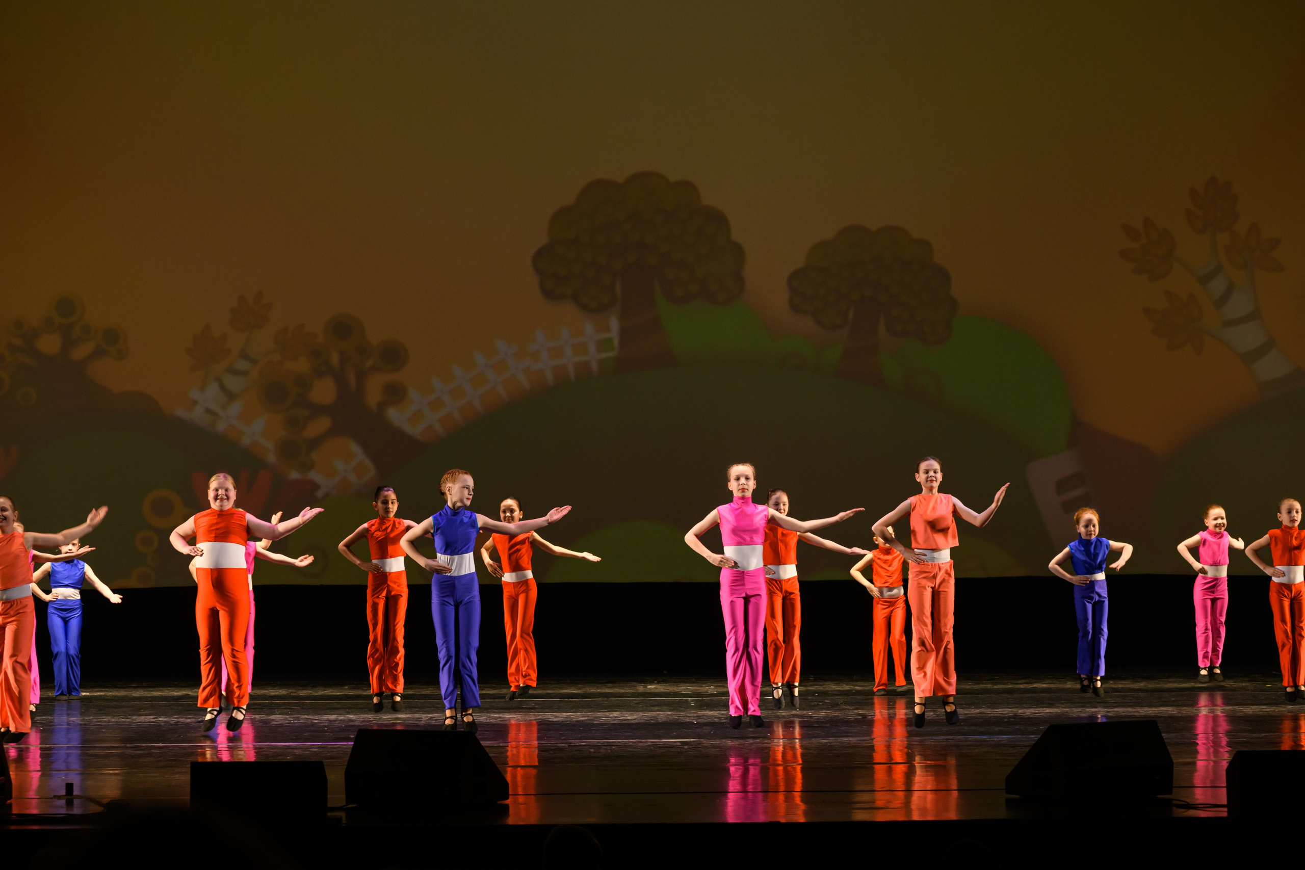 23 апреля, часть 2, БКЗ Октябрьский, г. Санкт-Петербург. Золотое яблочко