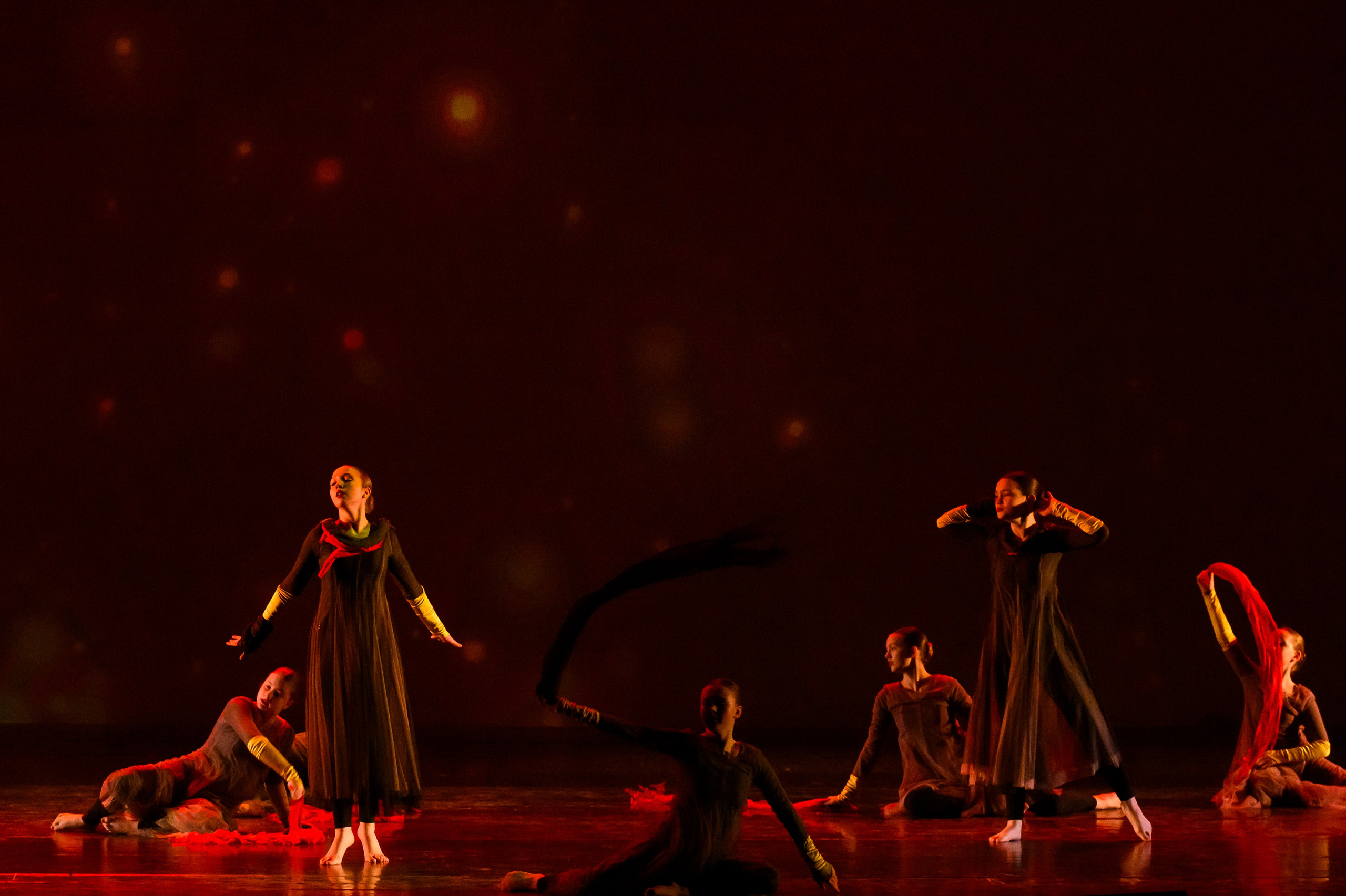 23 апреля, часть 1, БКЗ Октябрьский, г. Санкт-Петербург. Золотое яблочко