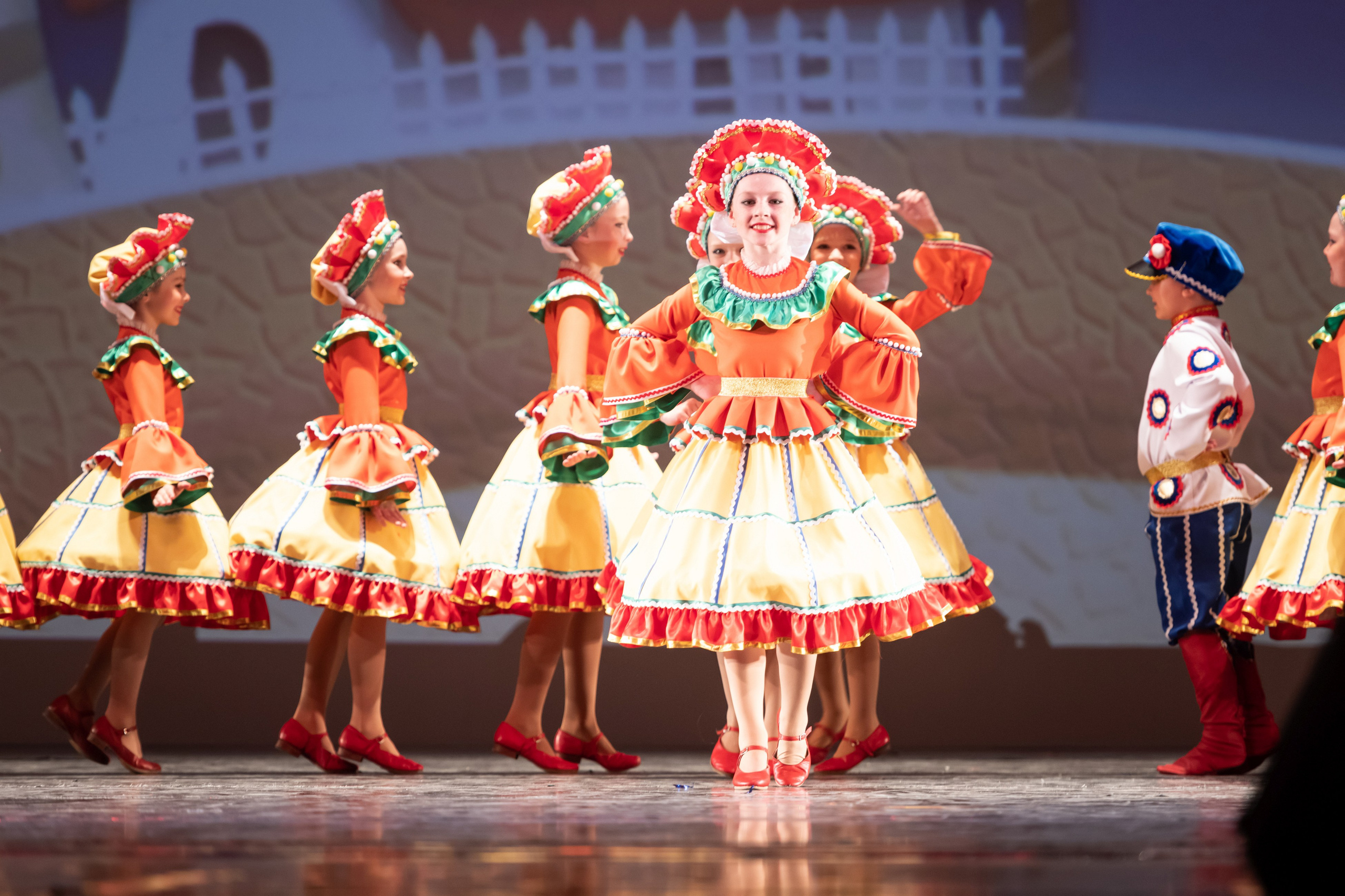 15 сентября, концерт БКЗ. Золотое яблочко