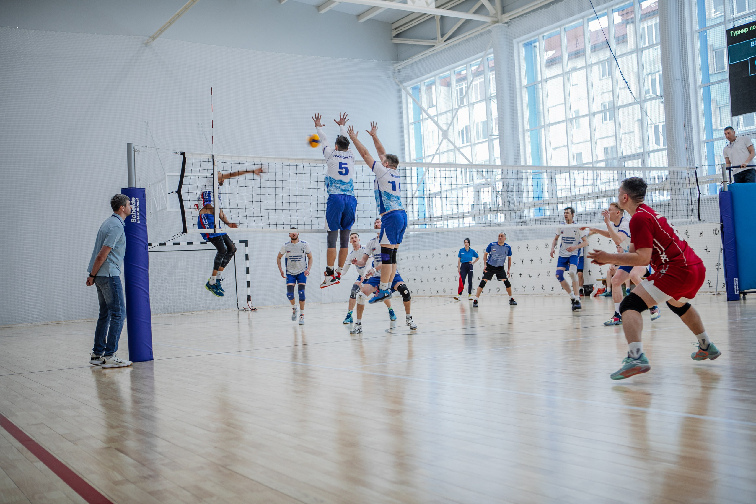 Волейбол. Фотограф Губкинского