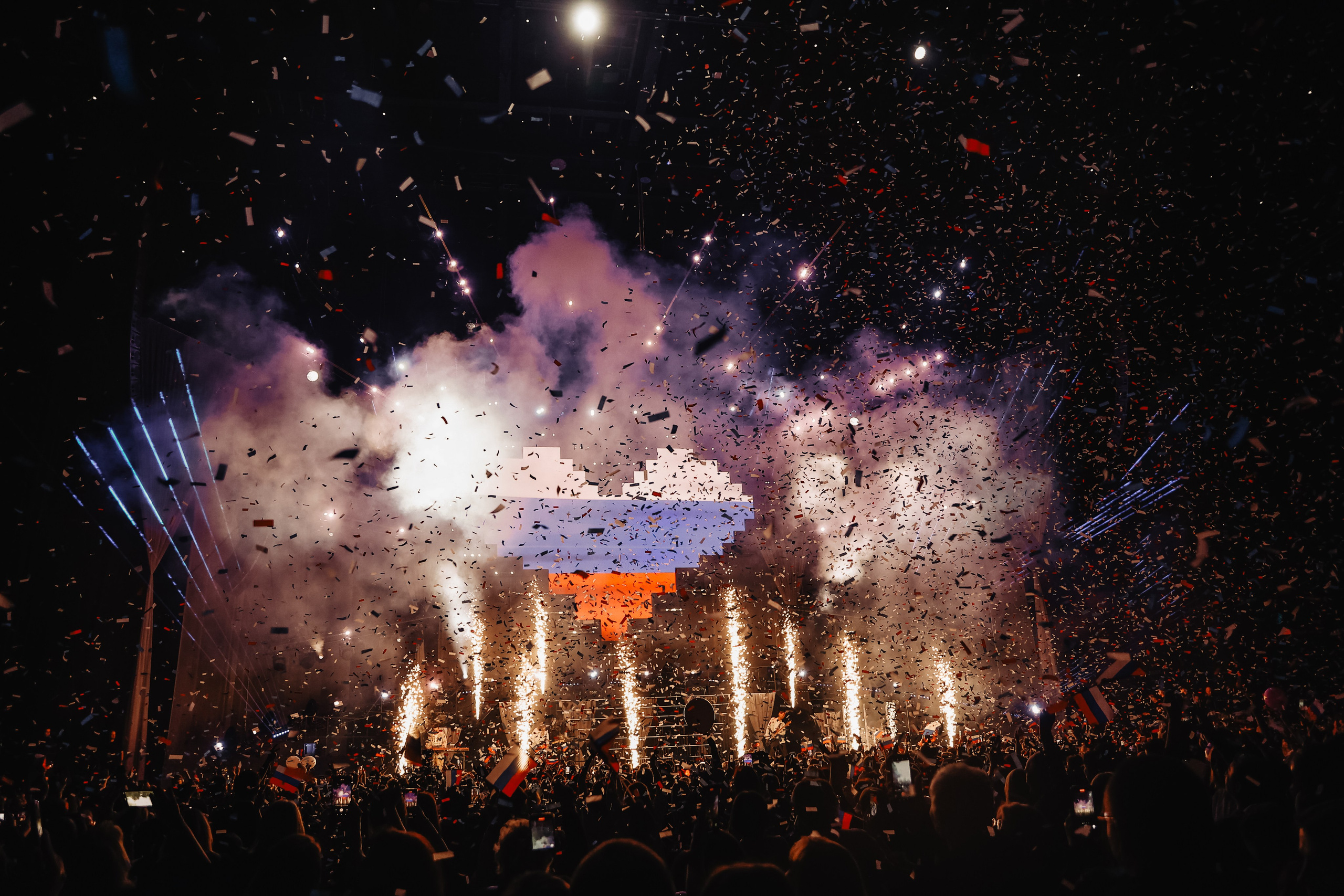 ШАМАН-ОНА МОЯ! @LIVE ARENA