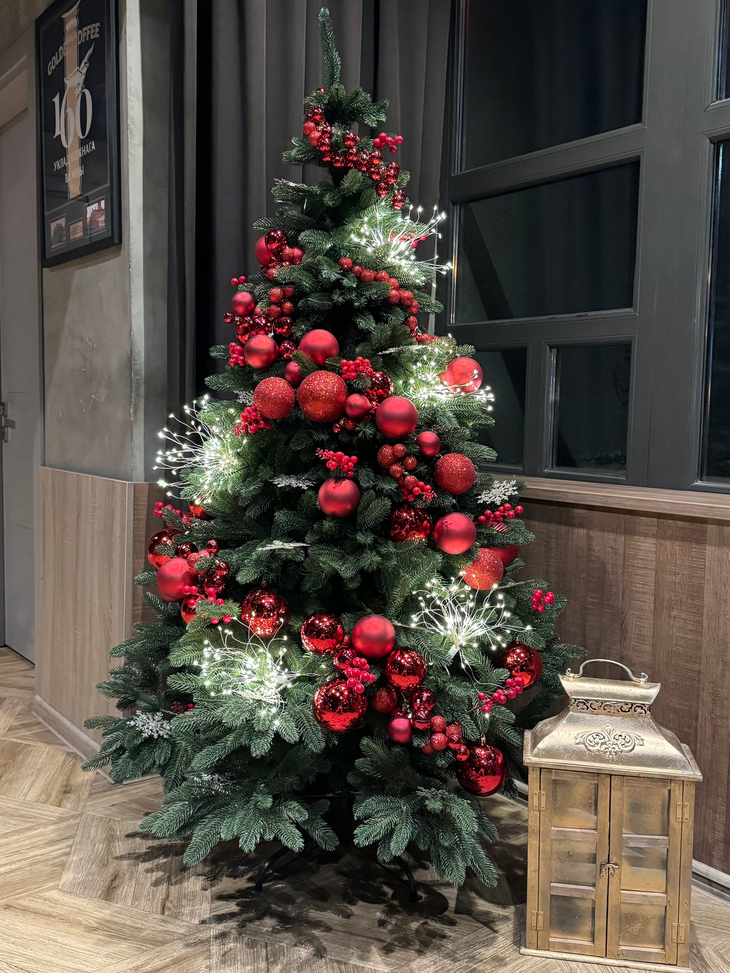 Входные группы ЗИМА. Декоратор в Минске Алёна Шевелёва. Оформление входных групп осень/зима. Декор заведений