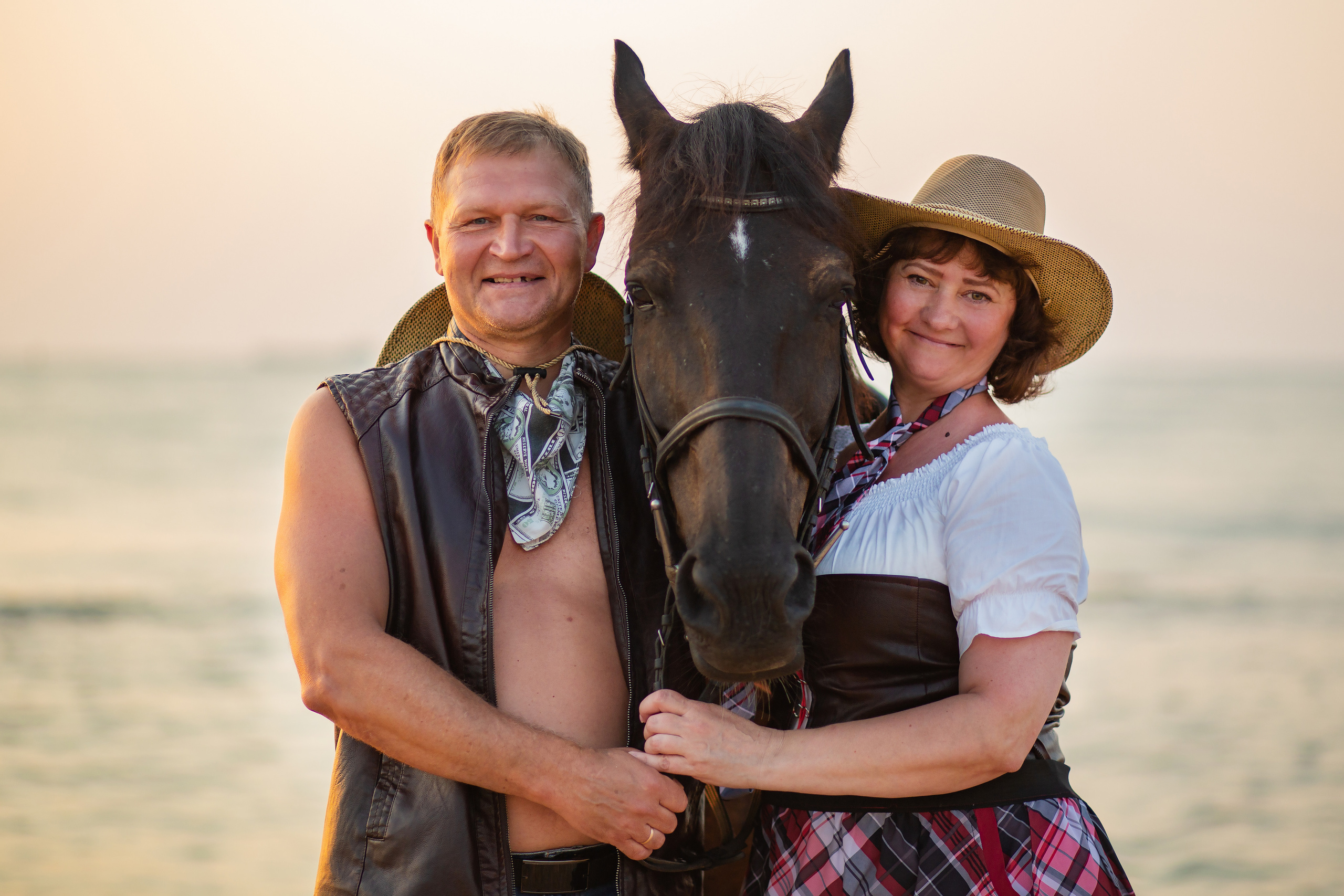 Фотосессия на море с лошадью. Фотограф в Феодосии Наталья Булгакова