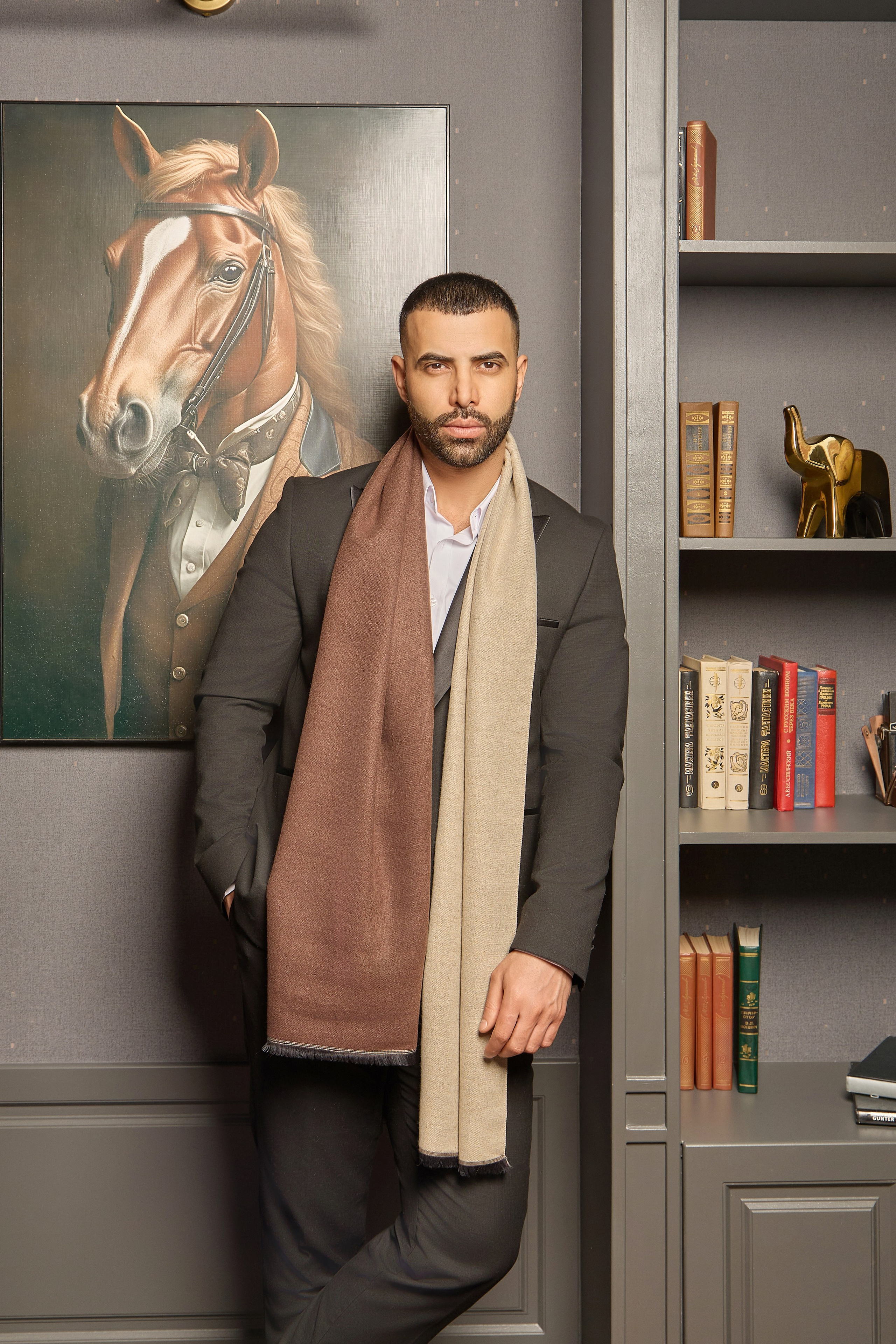 Фотосессия мужских шарфов. Фотограф Руслан Потапов в Краснодаре