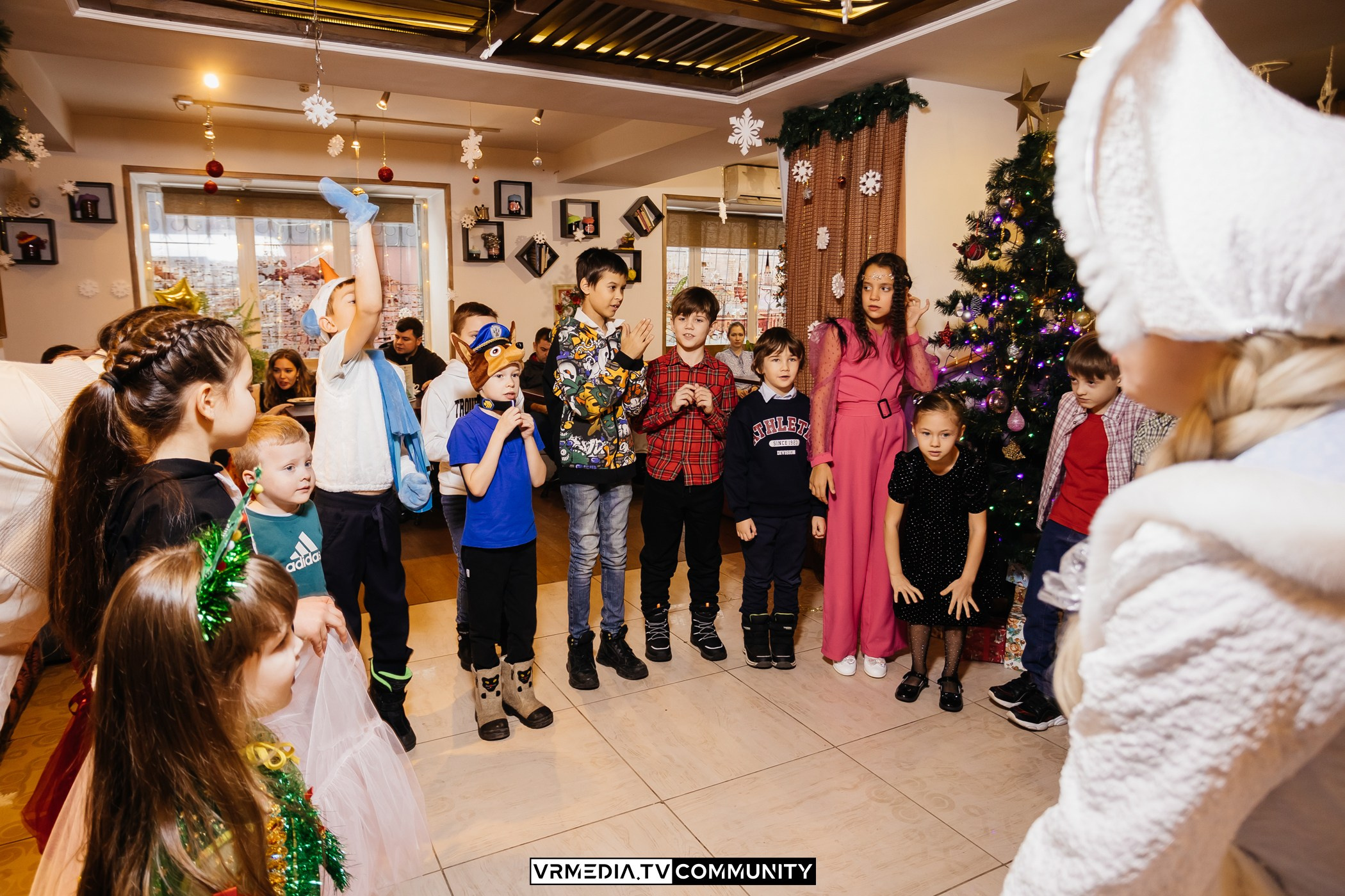 Новогодний вечер в кафе «КАмпот»