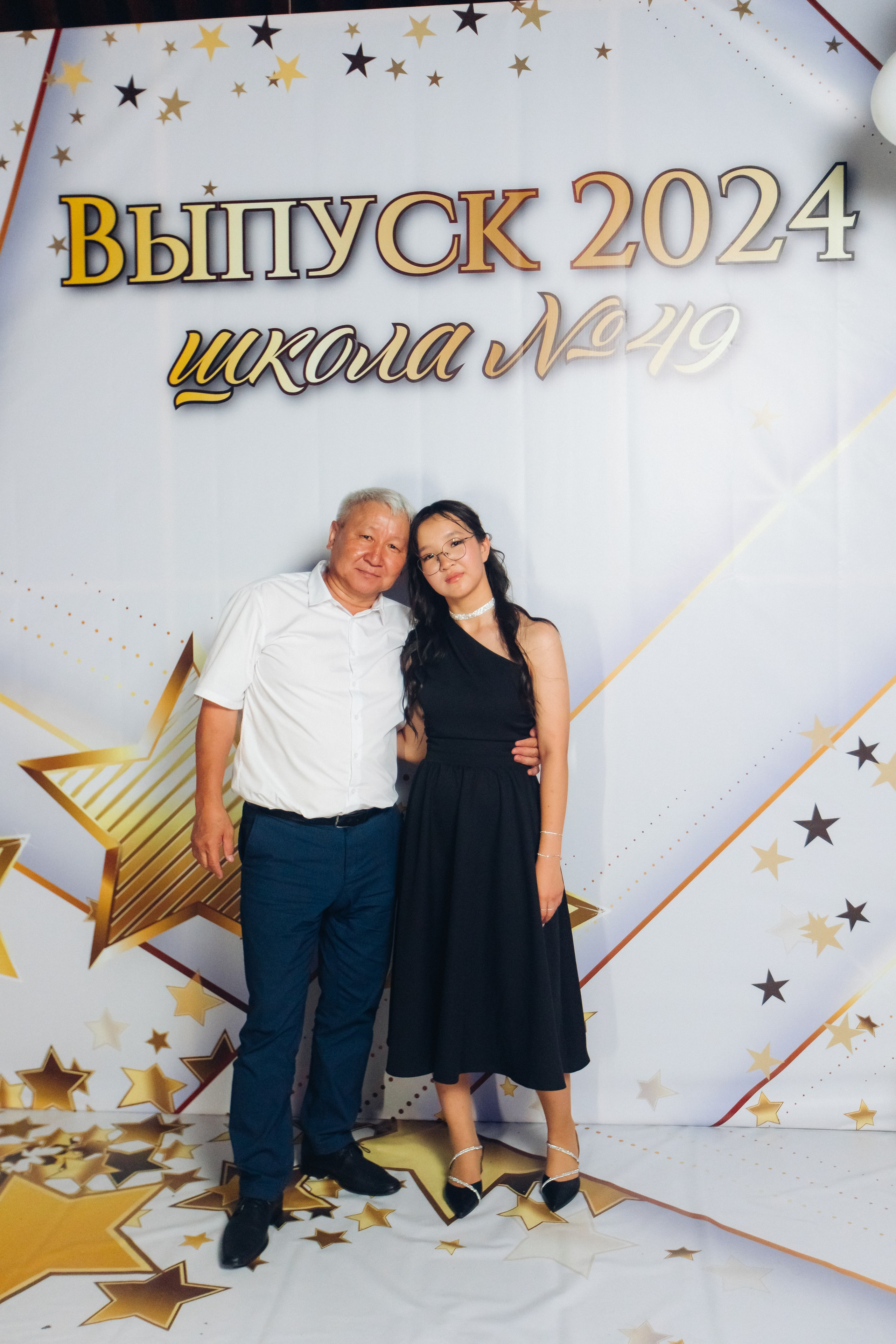 Выпускной вечер. 49 школа. Баран на корове. Свадебный и семейный фотограф в Улан-Удэ