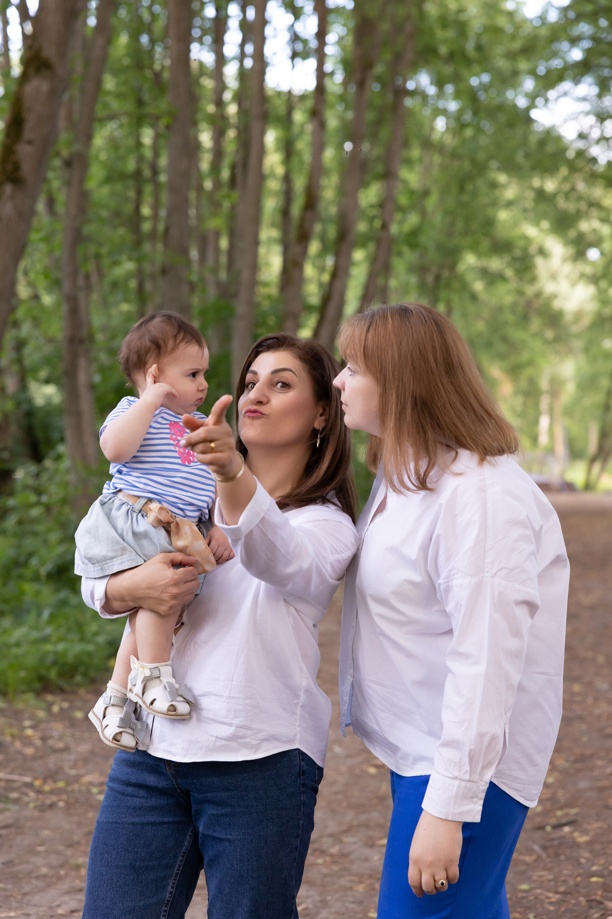 Прогулка в парке. Сказочный фотограф для Вас и Вашей семьи