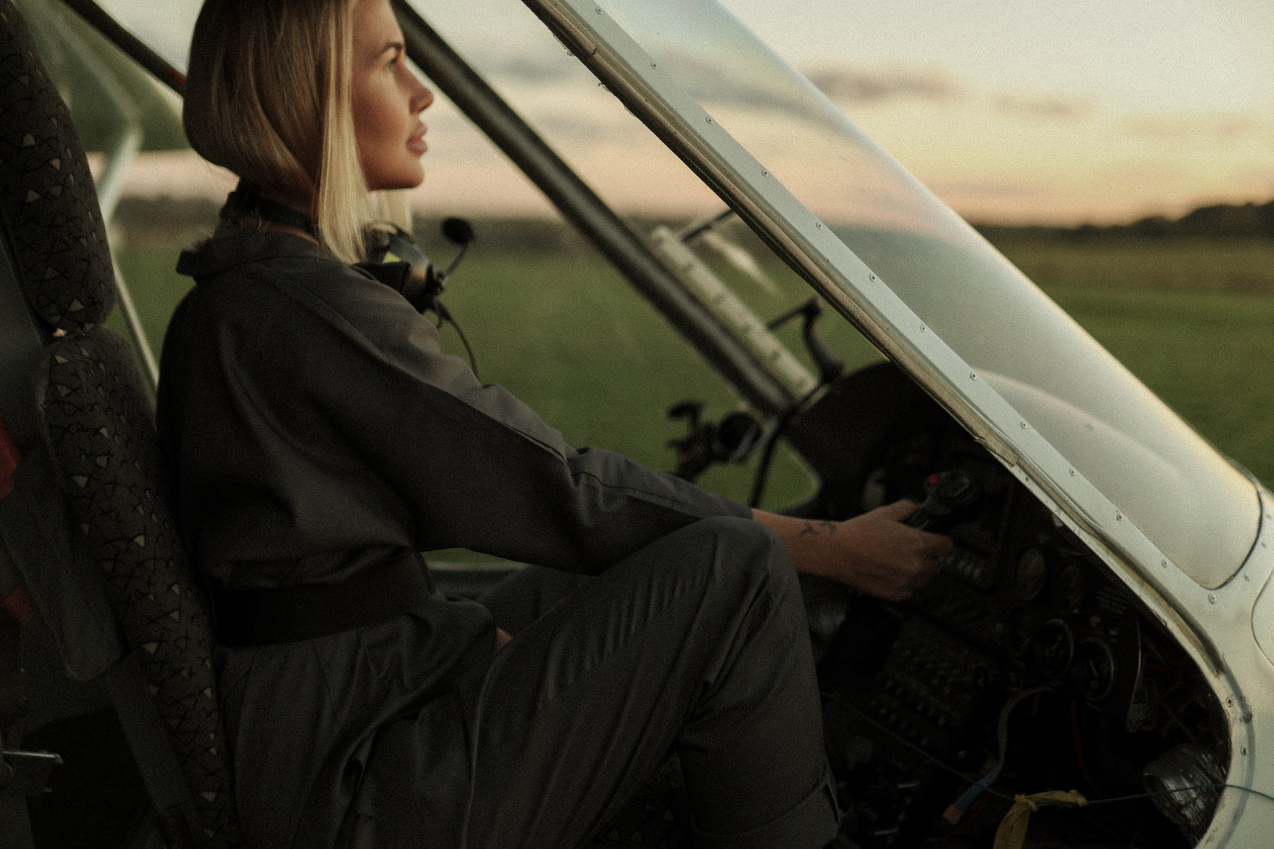 Самолет. Детский и семейный фотограф, съемка новорожденных Москва