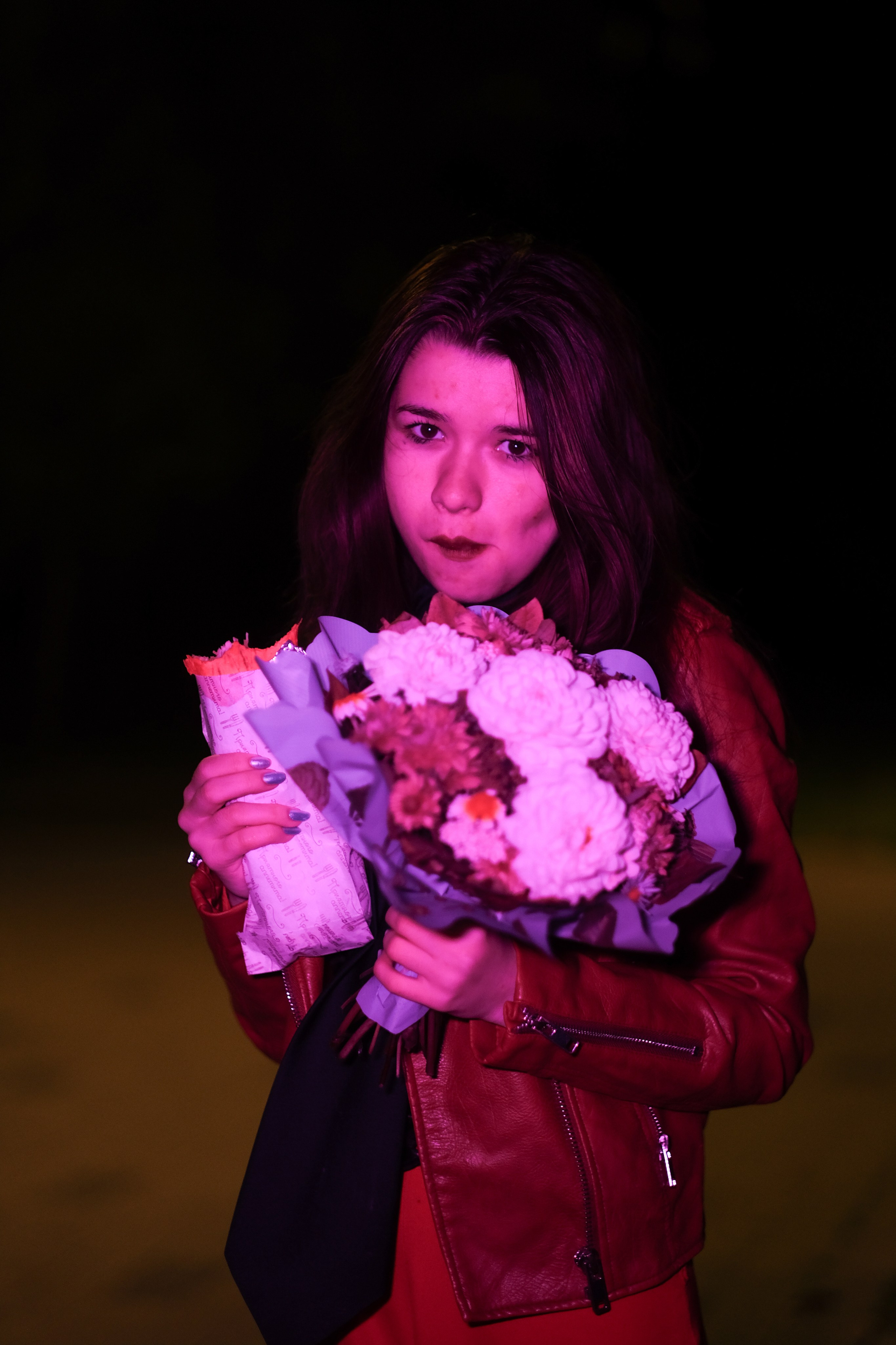 Александра в красном. Креативный фотограф в Москве Арапова Виталия