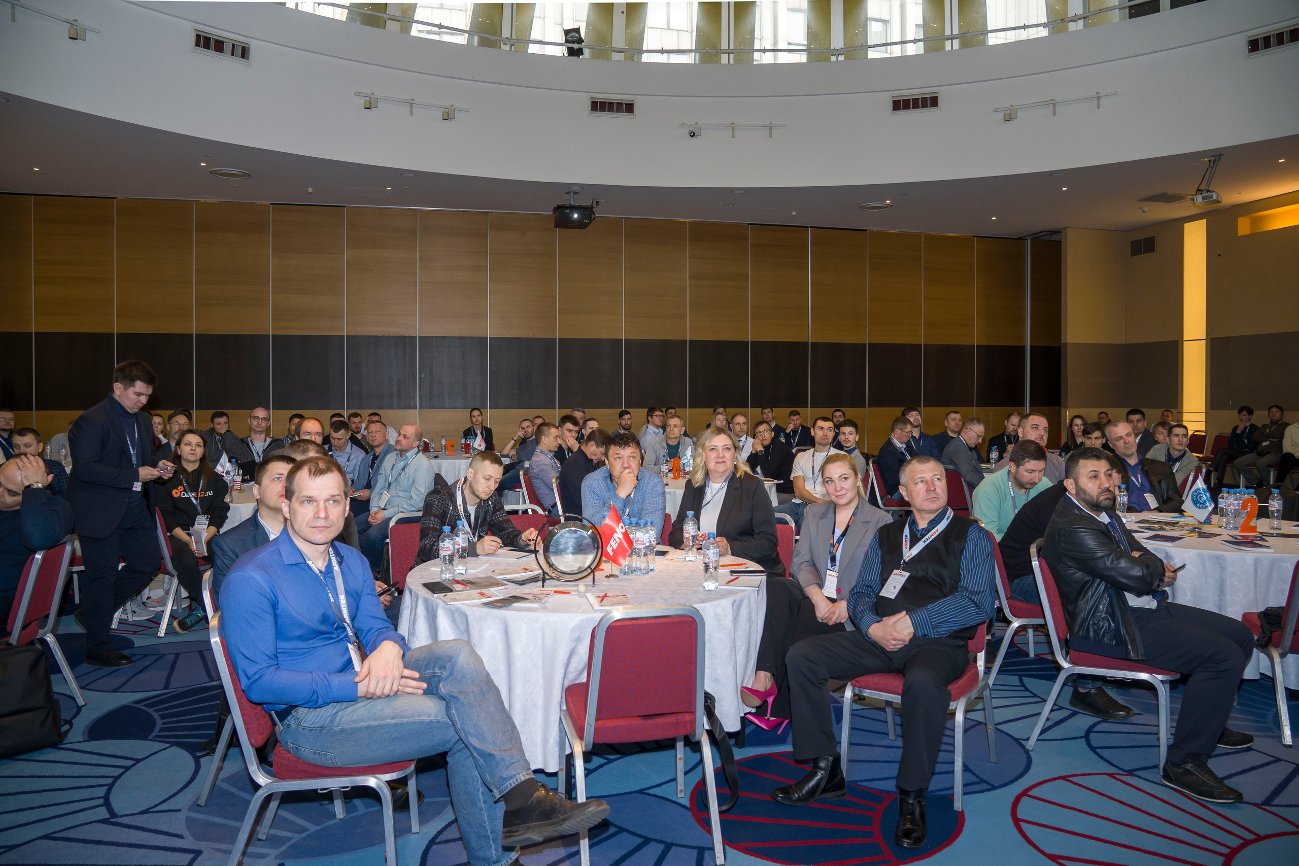 бизнес встреча форум конференция поставщиков и закупщиков автодилеров комплектующих автомобилей машин авто 