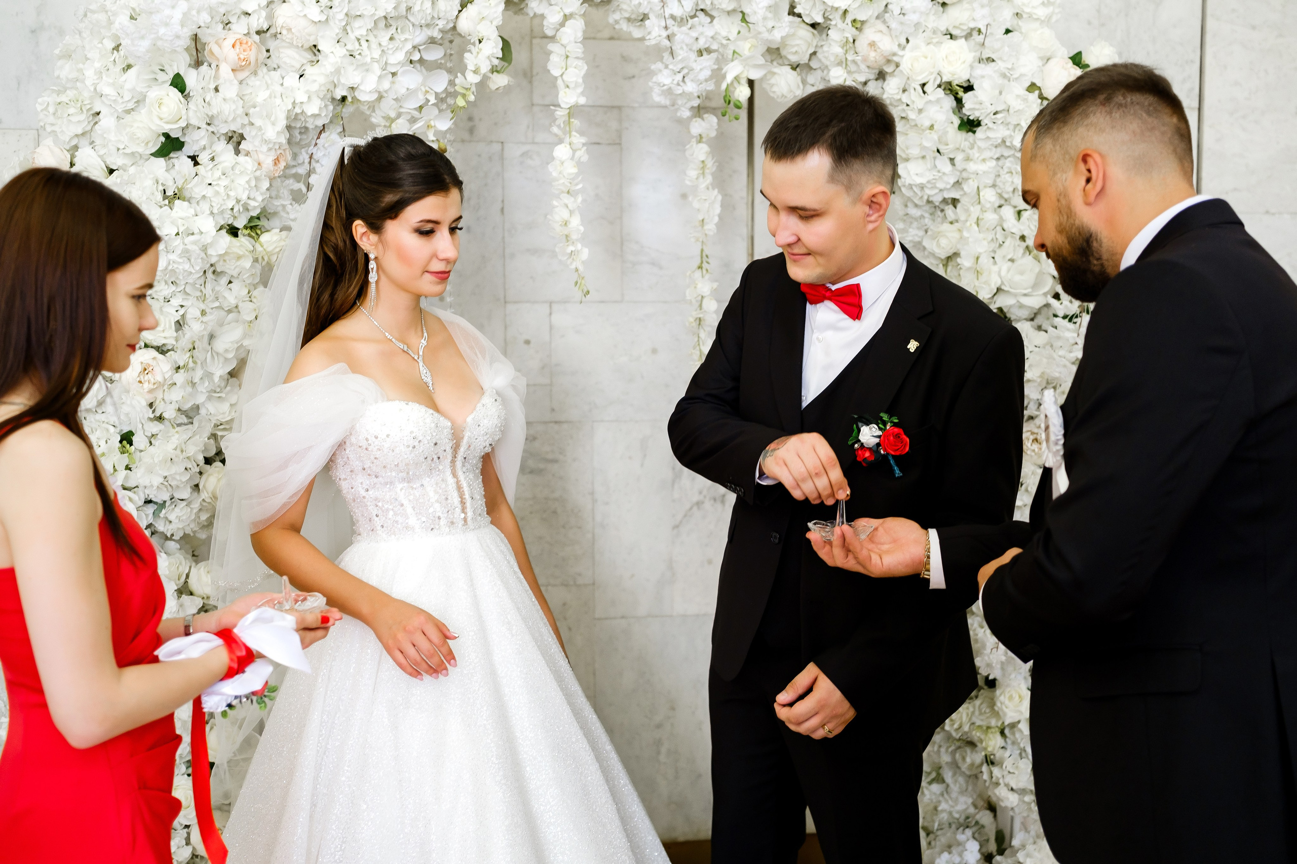 Михаил и Юлия. Свадебный фотограф | репортаж | праздники | крещение