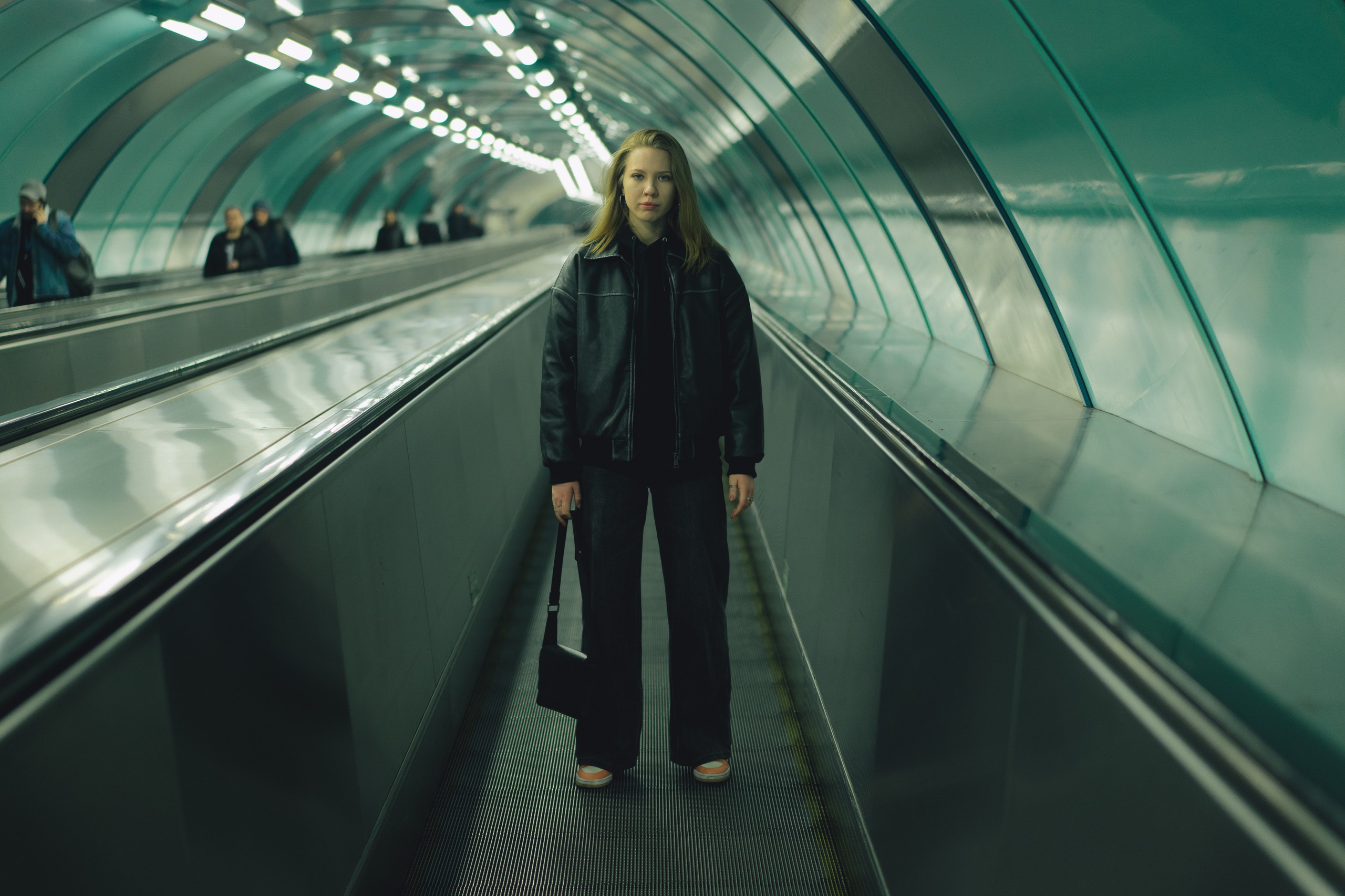 Прогулочная фотосессия по Обводному каналу. Виктория Спорова. Ваш портретный фотограф в Санкт-Петербурге