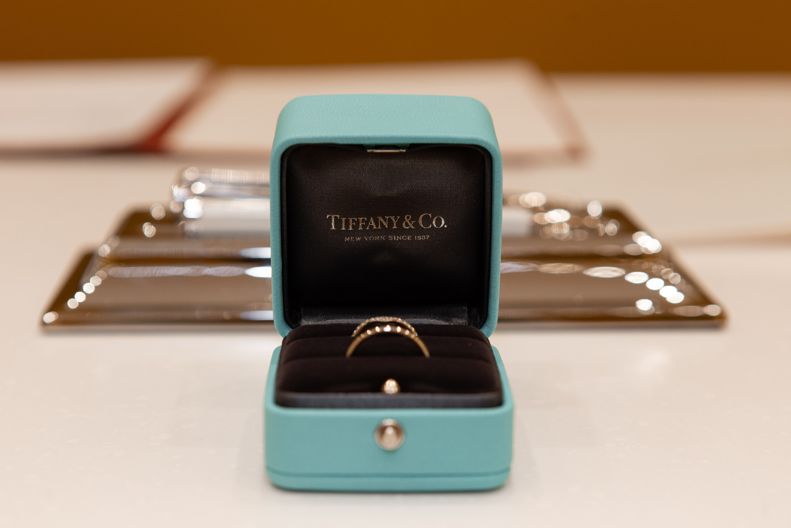 Александр и Ольга. Видеосъемка и фотосъемка свадеб. Фотограф и оператор на свадьбу. Видеосъемка подкастов, собственная видео-фотостудии. Предметная фотосъемка