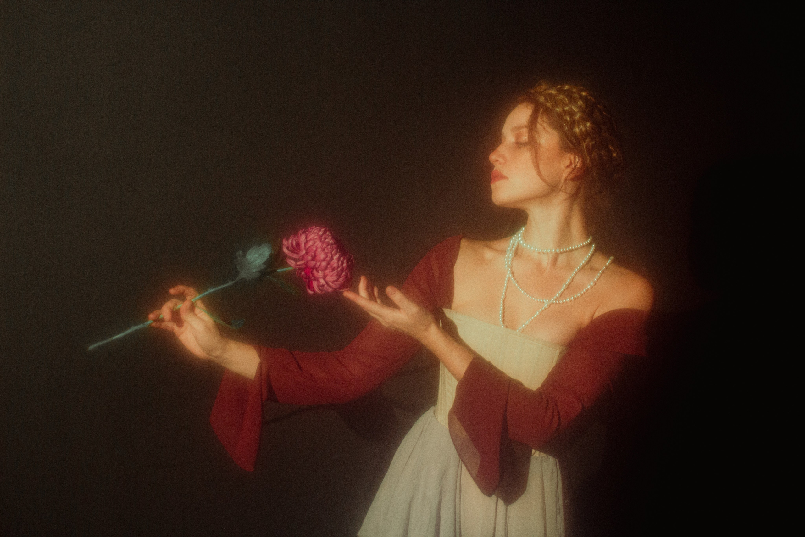 Режиссёр Anastasii Balueva. Портретный фотограф DanilNabody