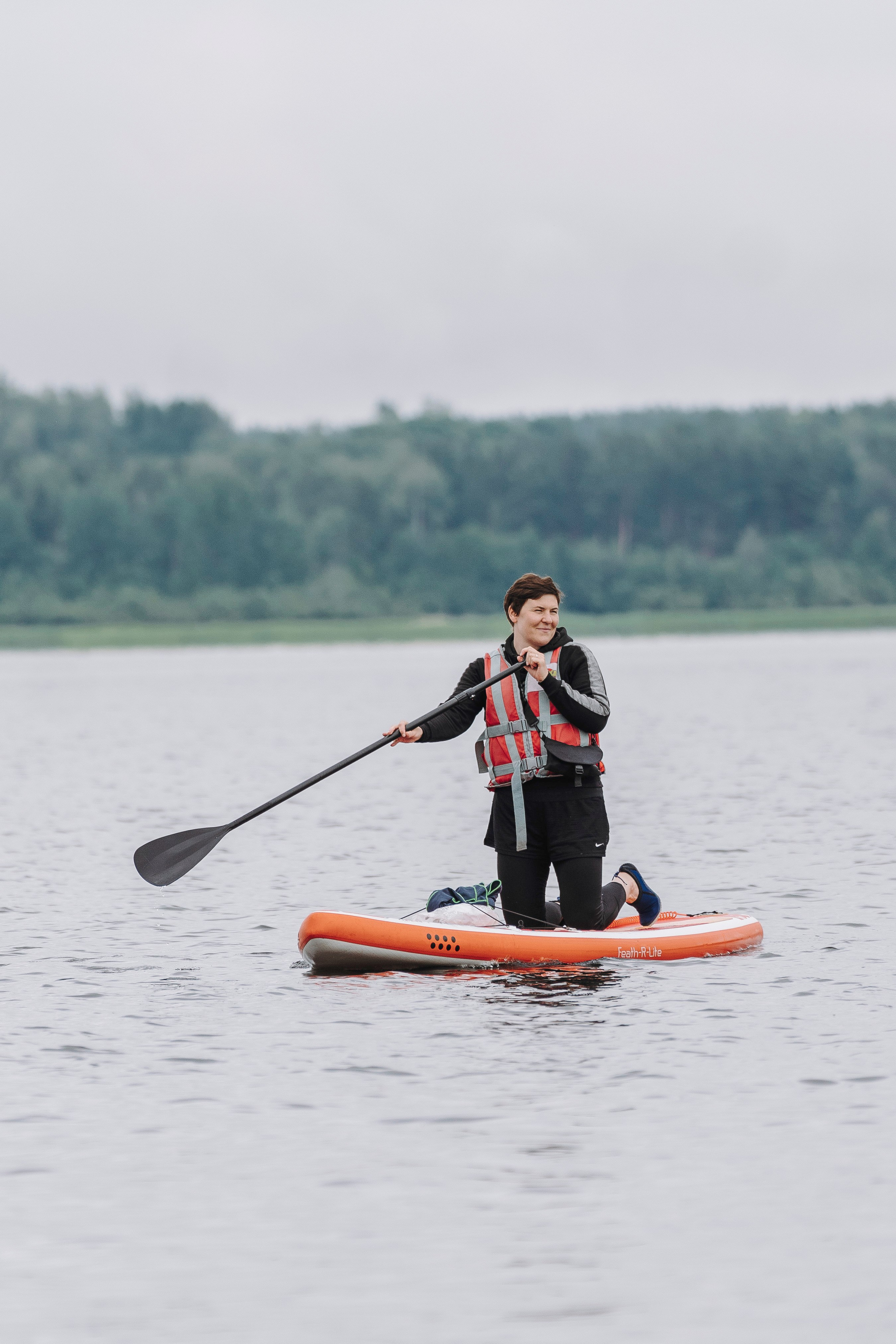 Катание на сапах с собаками. Фотограф анималист в Спб недорого Олеся Майорова