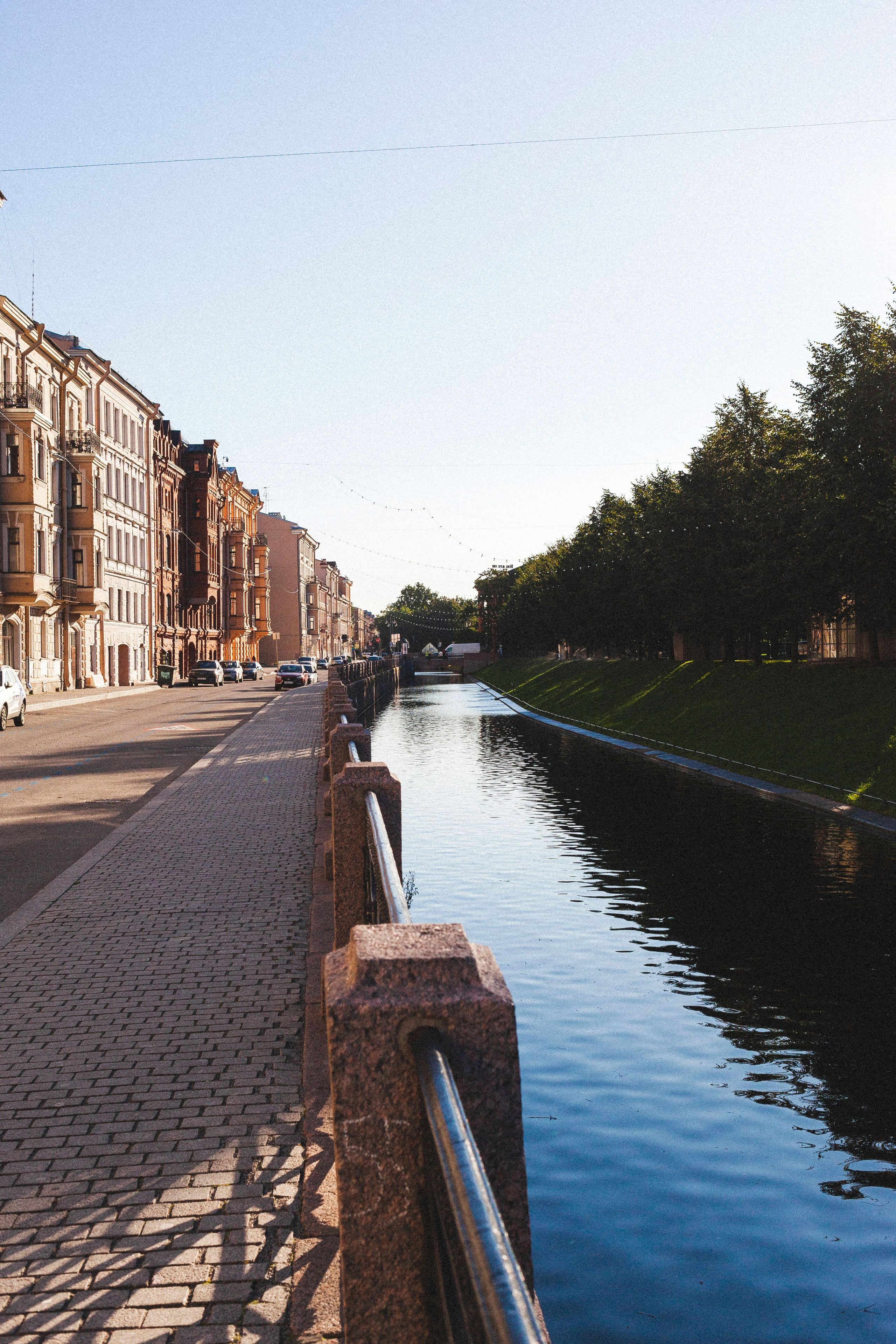 Фотовыставка в Санкт-Петербурге "А где ты гулешь с собачкой, если живешь в центре?"