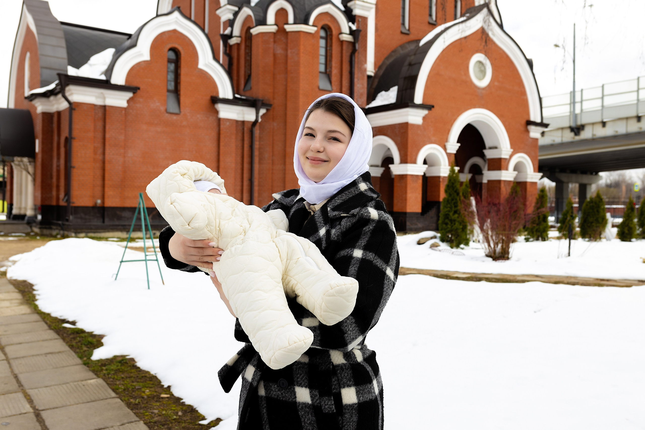Таинство крещения Алисы. Фотограф в Железнодорожном и Балашихе