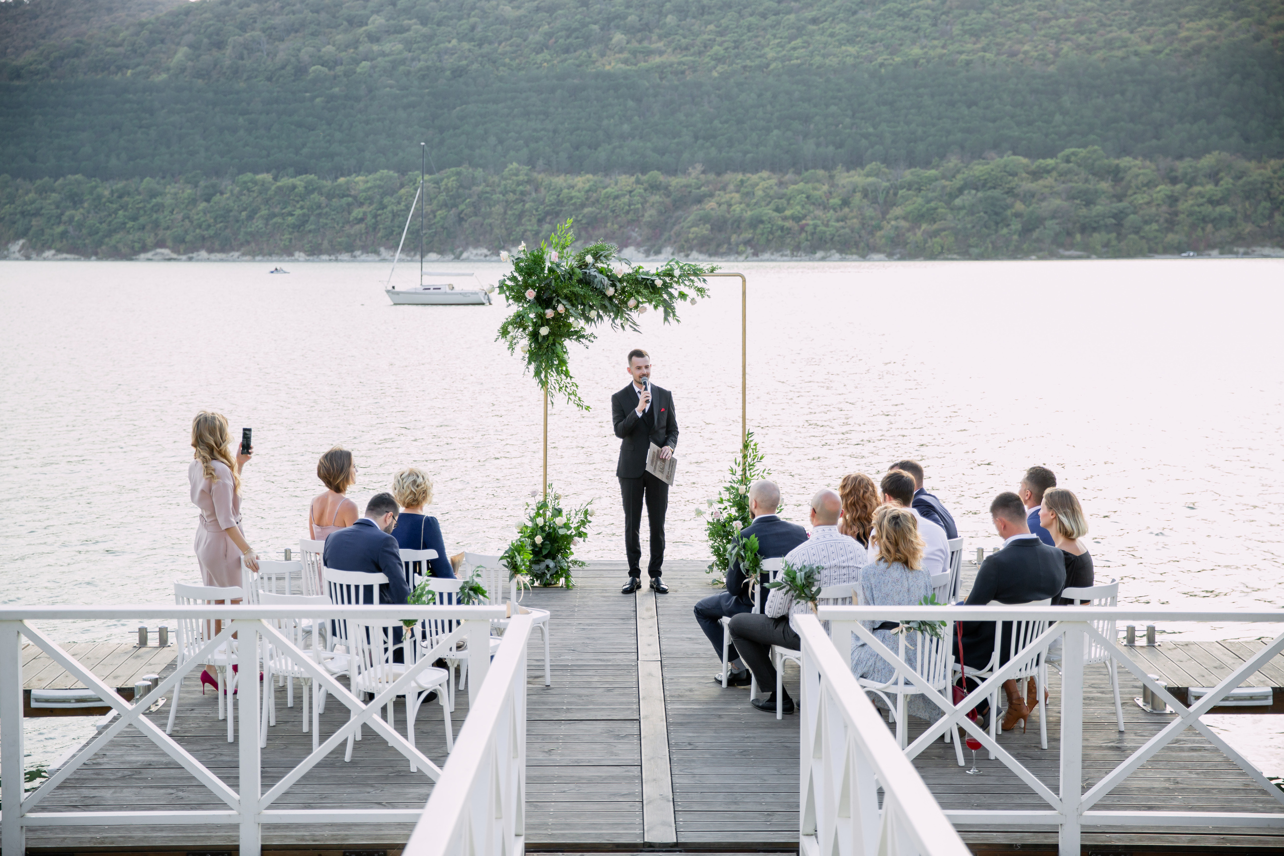 Озеро Абрау. Свадебный фотограф Краснодар