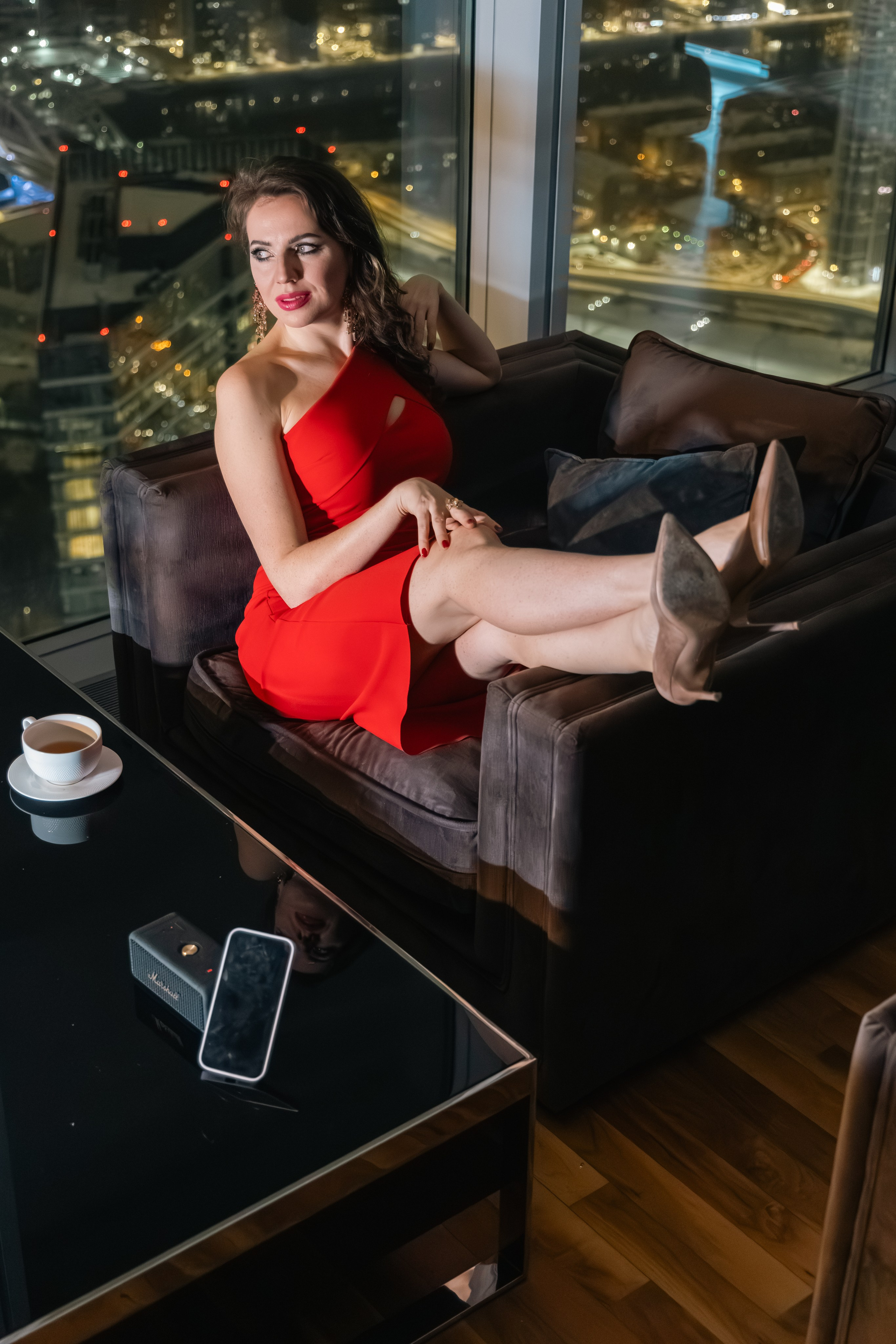 В помещении. Photomantis