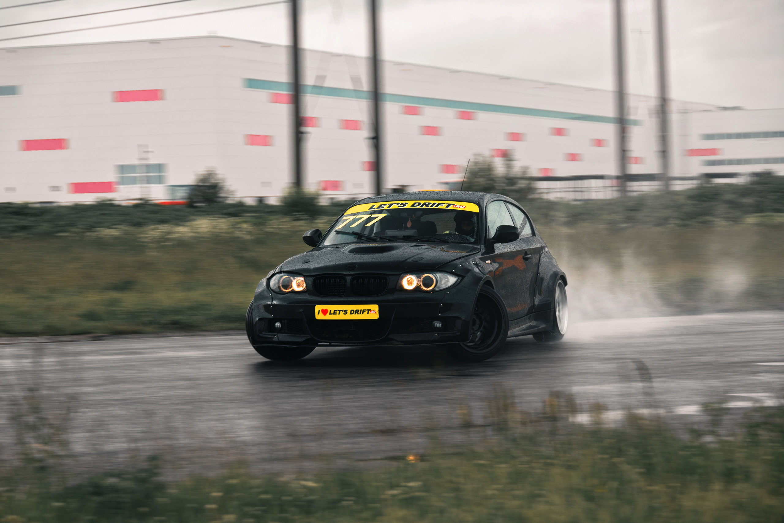 Фоторепортаж с «Больших Гонок» — дрифт, драг, звук