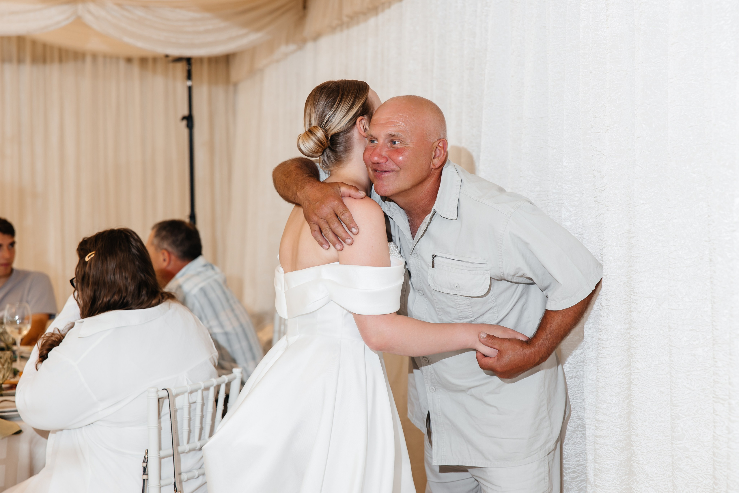 Анонс свадьбы Юлии и Игоря. Городская лавстори в Севастополе. Свадебный фотограф в Крыму и Севастополе Ольга Баскакова