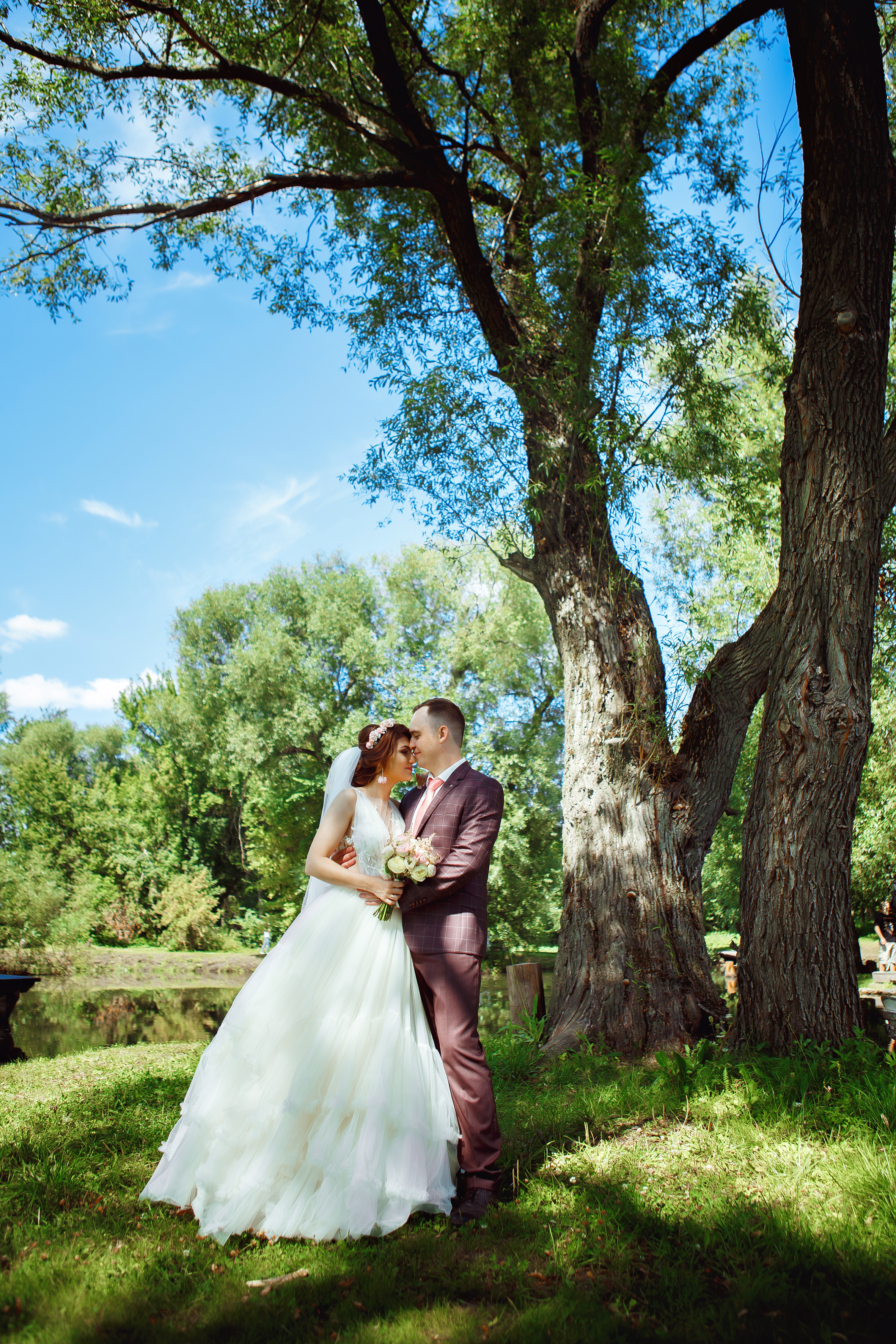 Свадебная фотосессия с салютом в Липецке. Свадебный и портретный Фотограф в Липецке Дмитрий Котюков